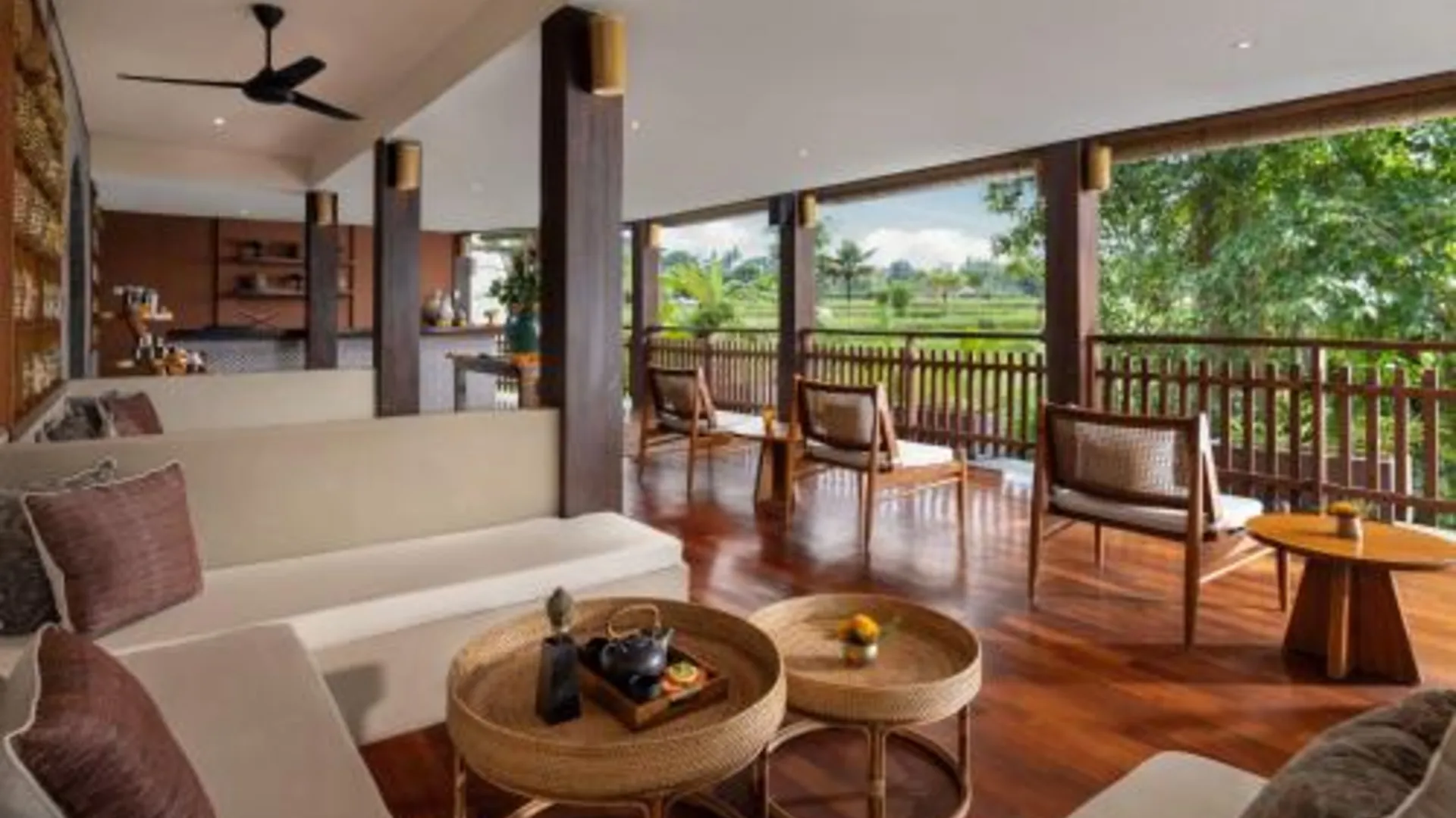 발리 더 우버드 빌리지 리조트 5성급 호텔 외관