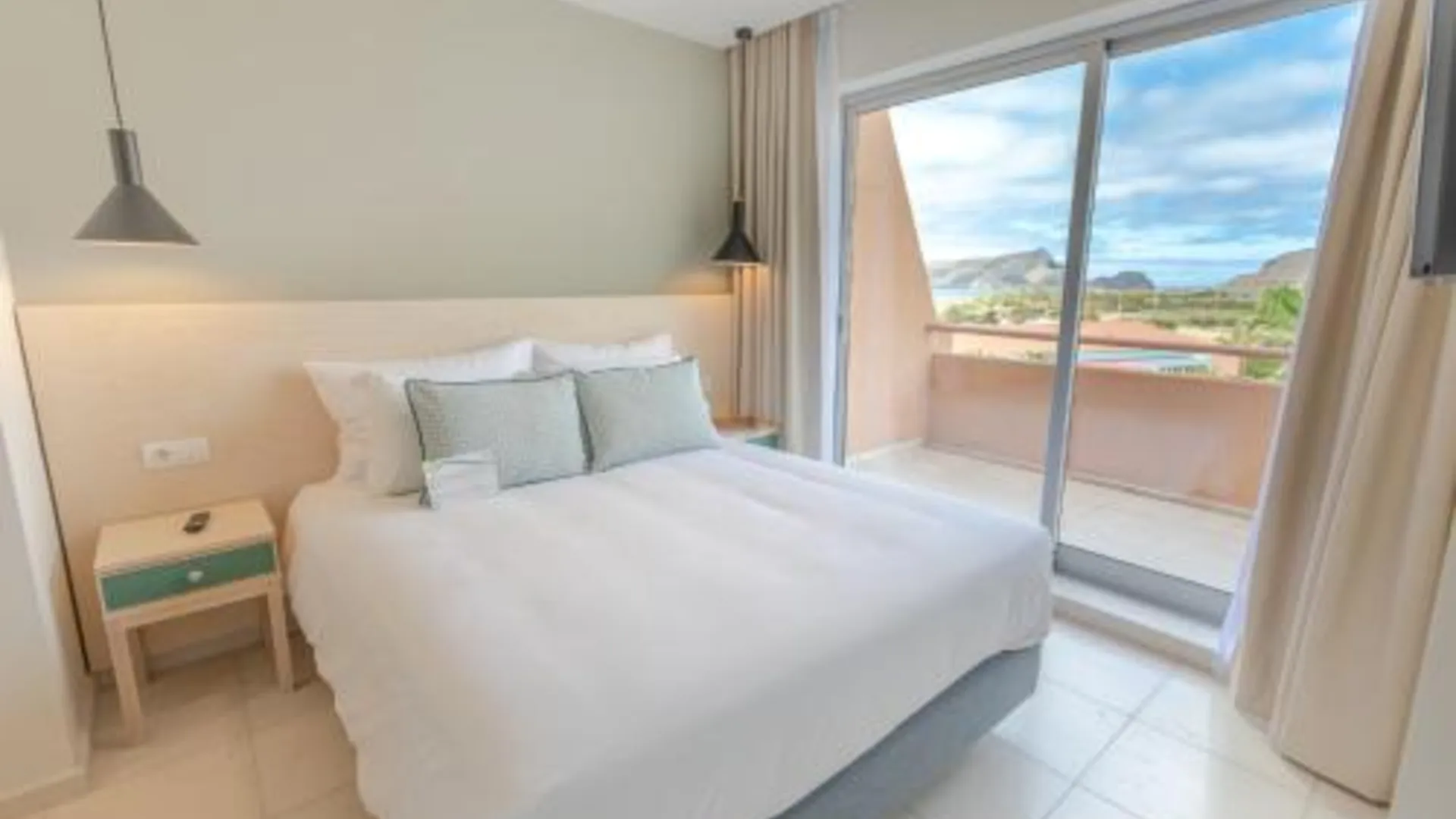 포르투 산투 아일랜드 빌라 발레이라 - 호텔 리조트 앤 탈라소 스파 4성급 호텔 전망