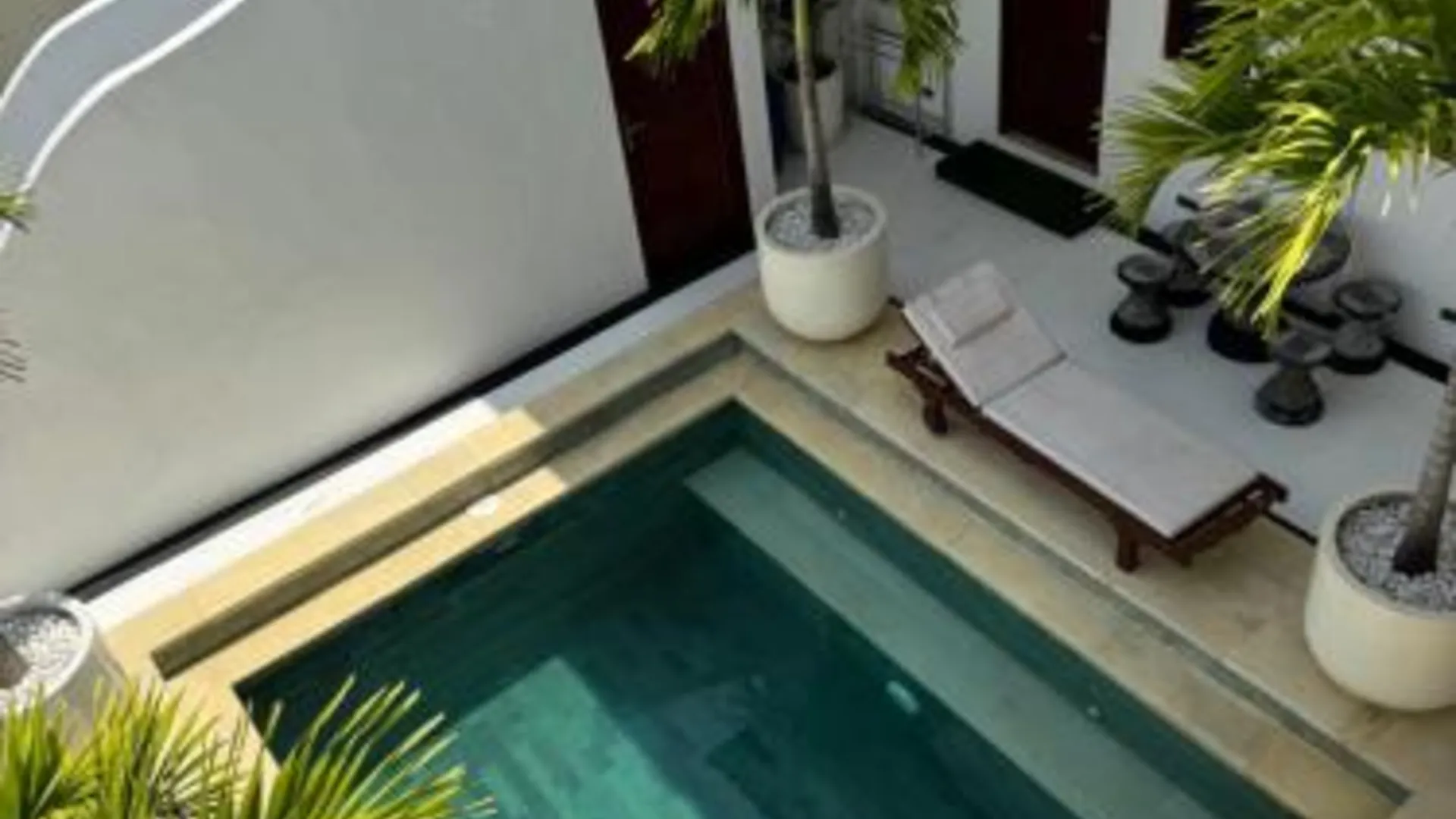 발리 Uluwatu Stay's Deluxe Suite #9 호텔 수영장