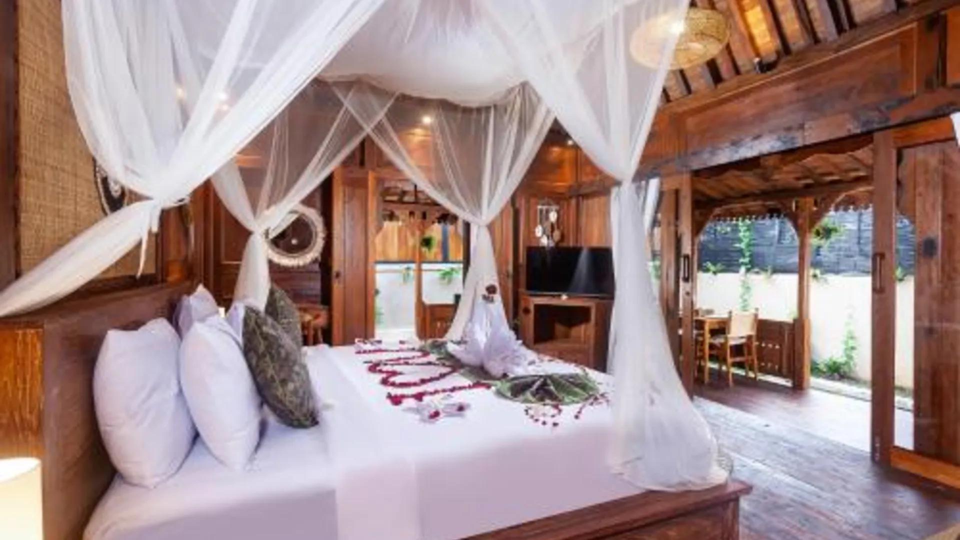 발리 Pundi Kaya 4성급 호텔 스위트룸