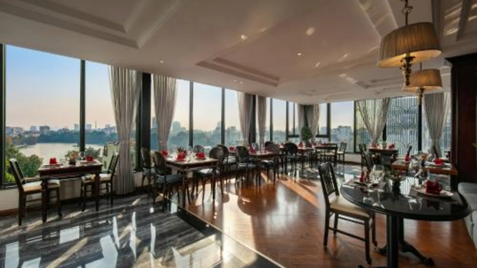 하노이 루시앙 하노이 레이크사이드 호텔 앤 루프탑 5성급 호텔 로비