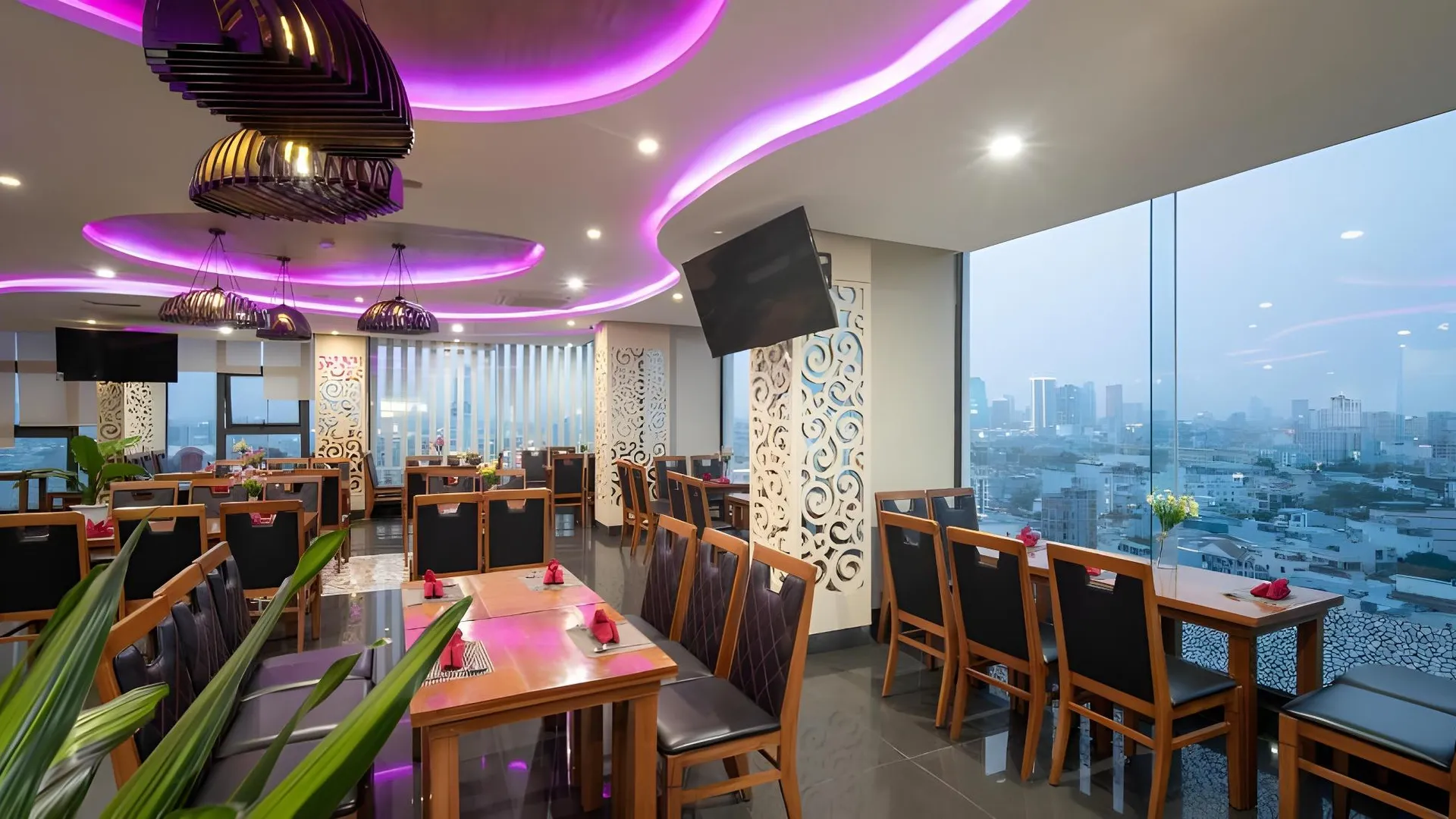 다낭 골든 선 호텔 다낭 4성급 호텔 수영장