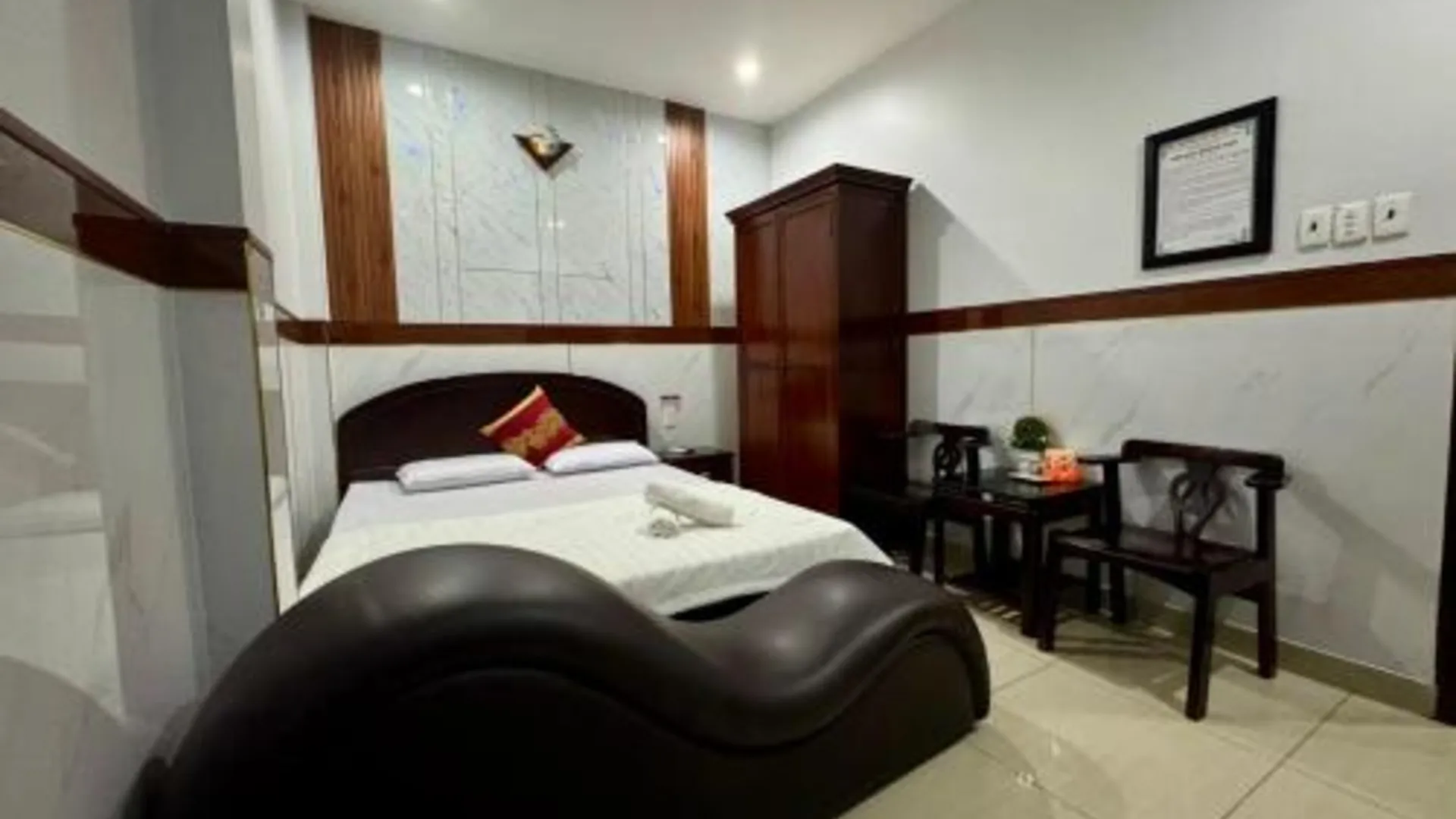 호치민 Khách sạn Tuấn Vũ 1성급 호텔 외관