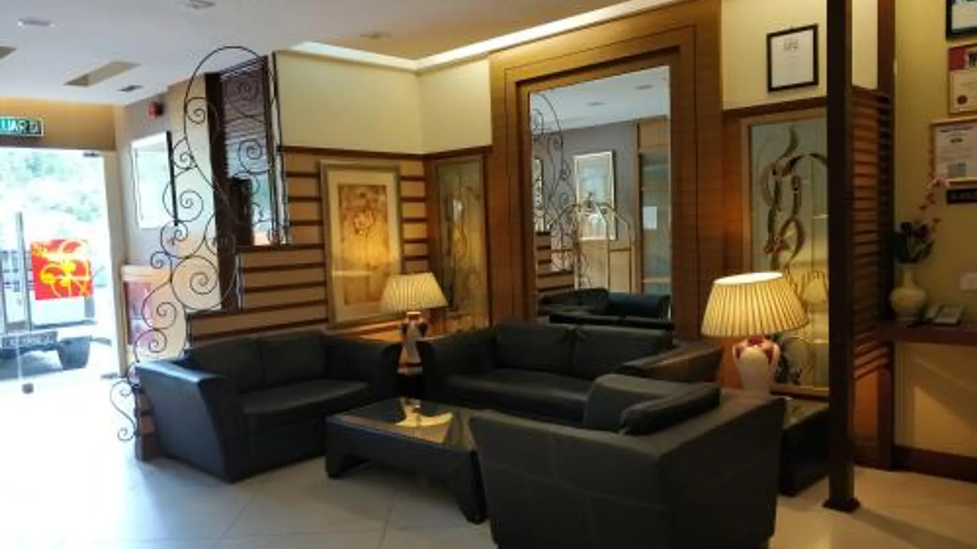 코타키나발루 셀린 호텔 시티 몰 3성급 호텔 외관