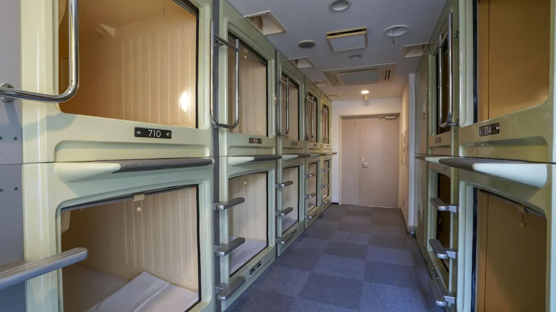 도쿄 / 동경 Capsule Inn Hamamatsucho 2성급 호텔 객실