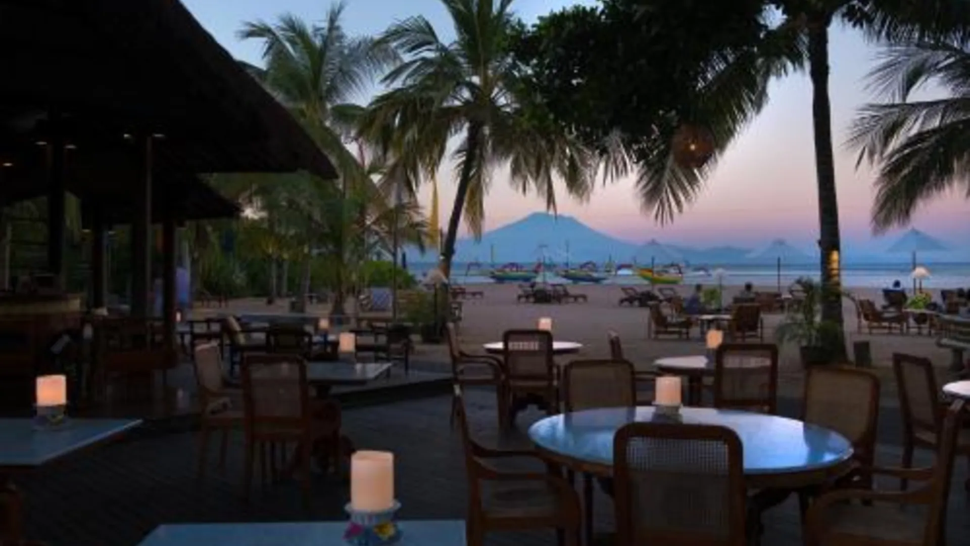 발리 탄드정 사리 호텔 5성급 게스트하우스 수영장