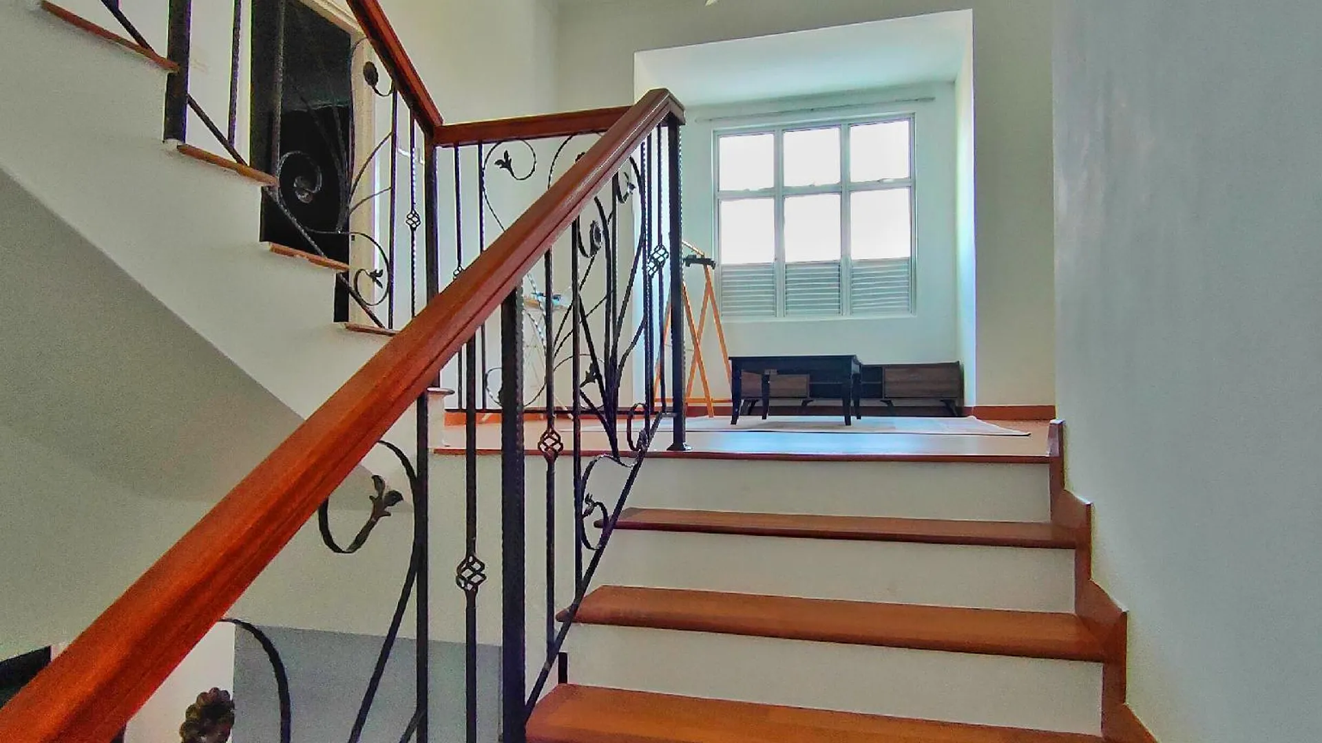 샤알람 세티아 알람의 프라이빗 하우스 (333m², 침실 5개, 프라이빗 욕실 5개) 4성급 싱글룸 외관