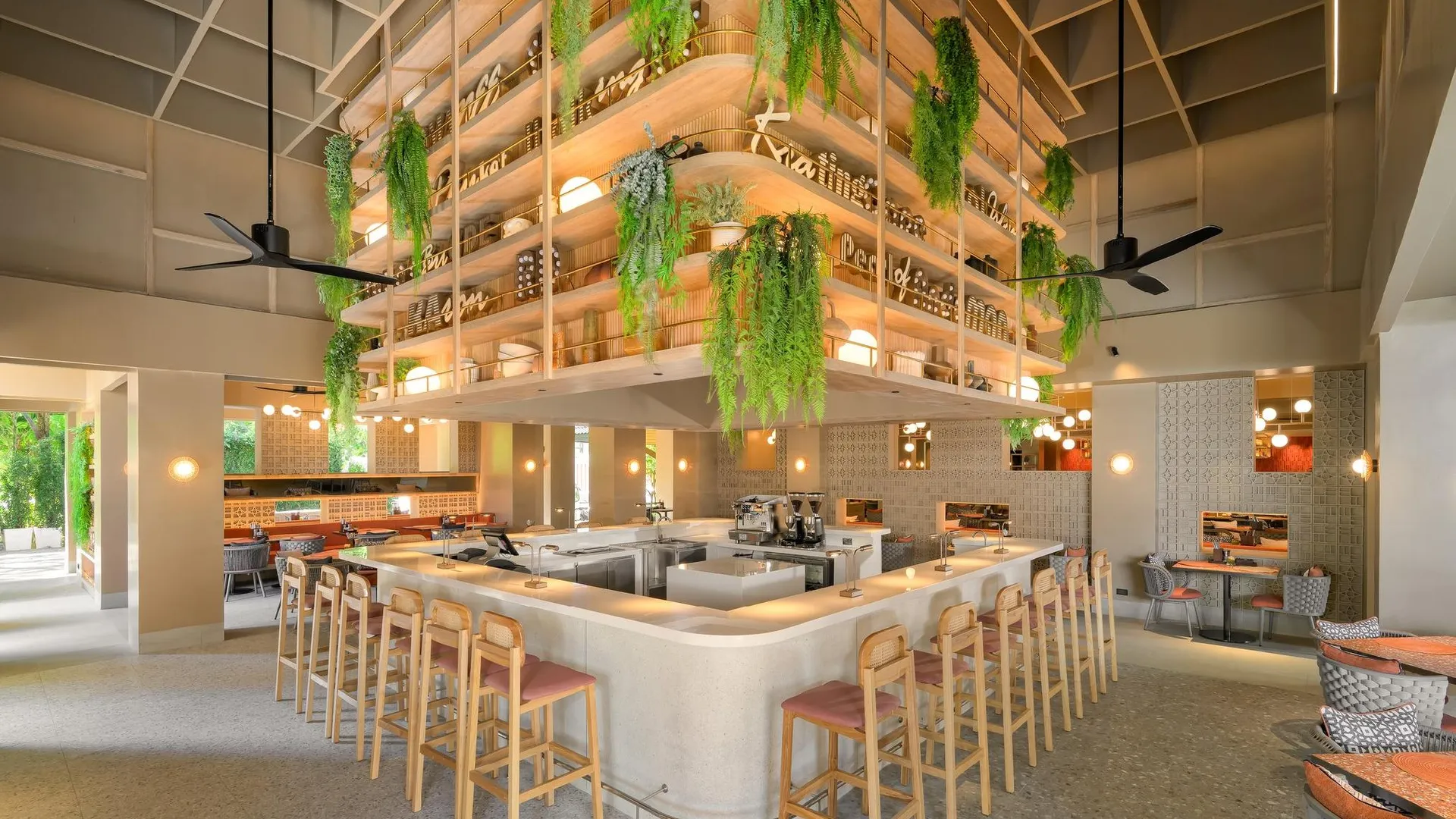 푸켓 센타라 카론 리조트 4성급 호텔 로비