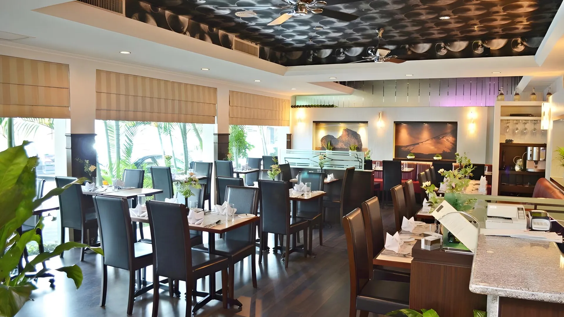 이포 리갈로지 호텔 앤 스파 3성급 호텔 로비