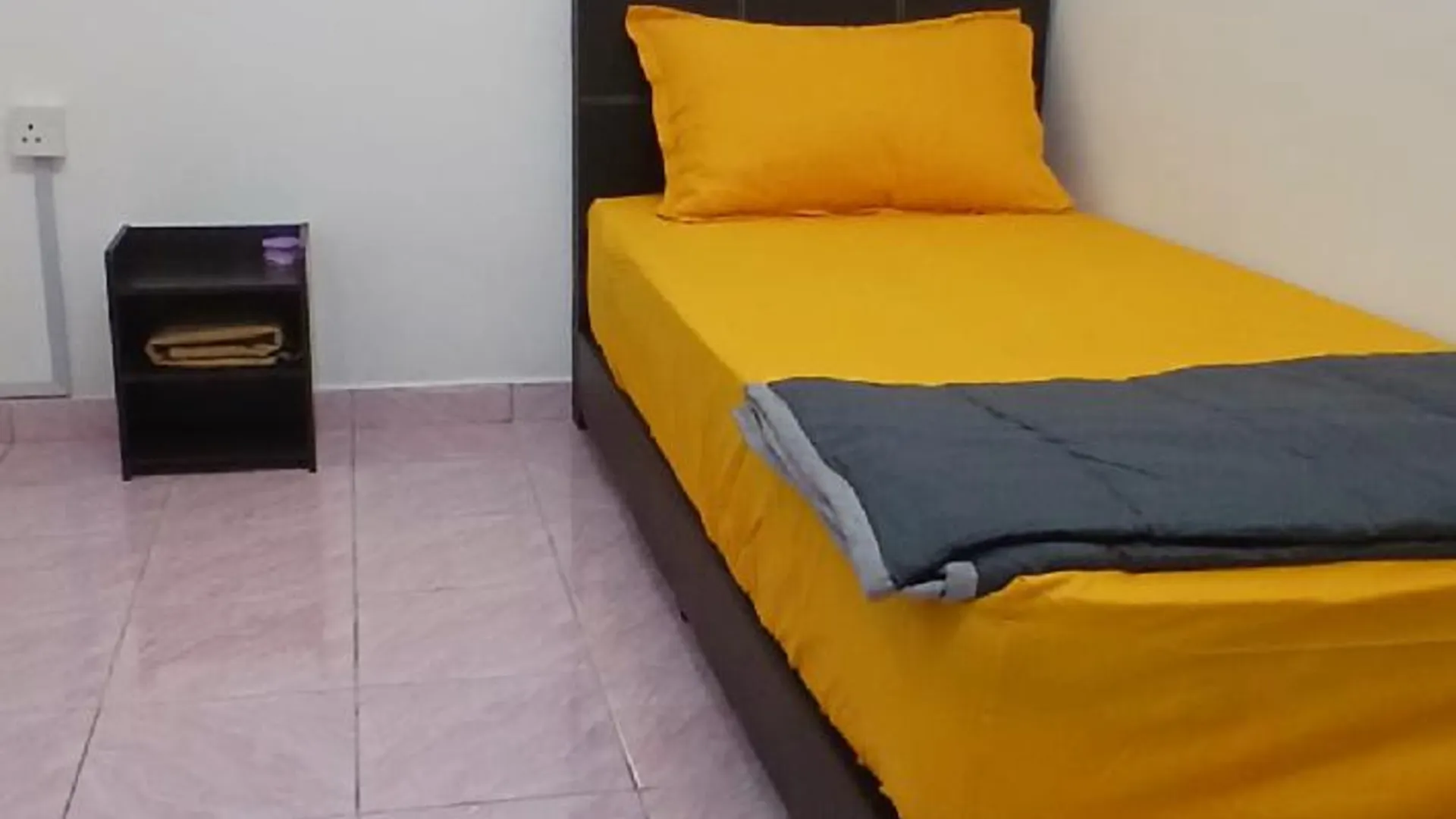 타이핑 카문팅의 프라이빗 하우스 (m², 침실 4개, 프라이빗 욕실 2개) 2성급 싱글룸 외관