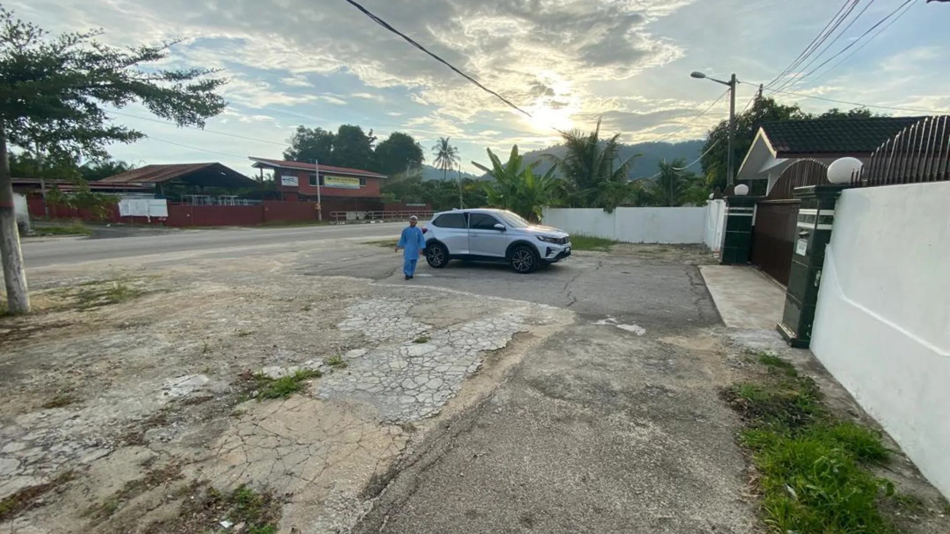 세리 만중 세리만중 타운의 아파트먼트 (3300m², 침실 3개, 프라이빗 욕실 3개) 3성급 싱글룸 부대시설