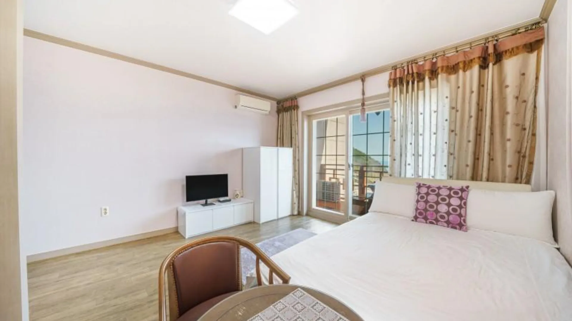 거제 거제도 뉴행복펜션 (몽돌 해수욕장) 1성급 게스트하우스 스위트룸