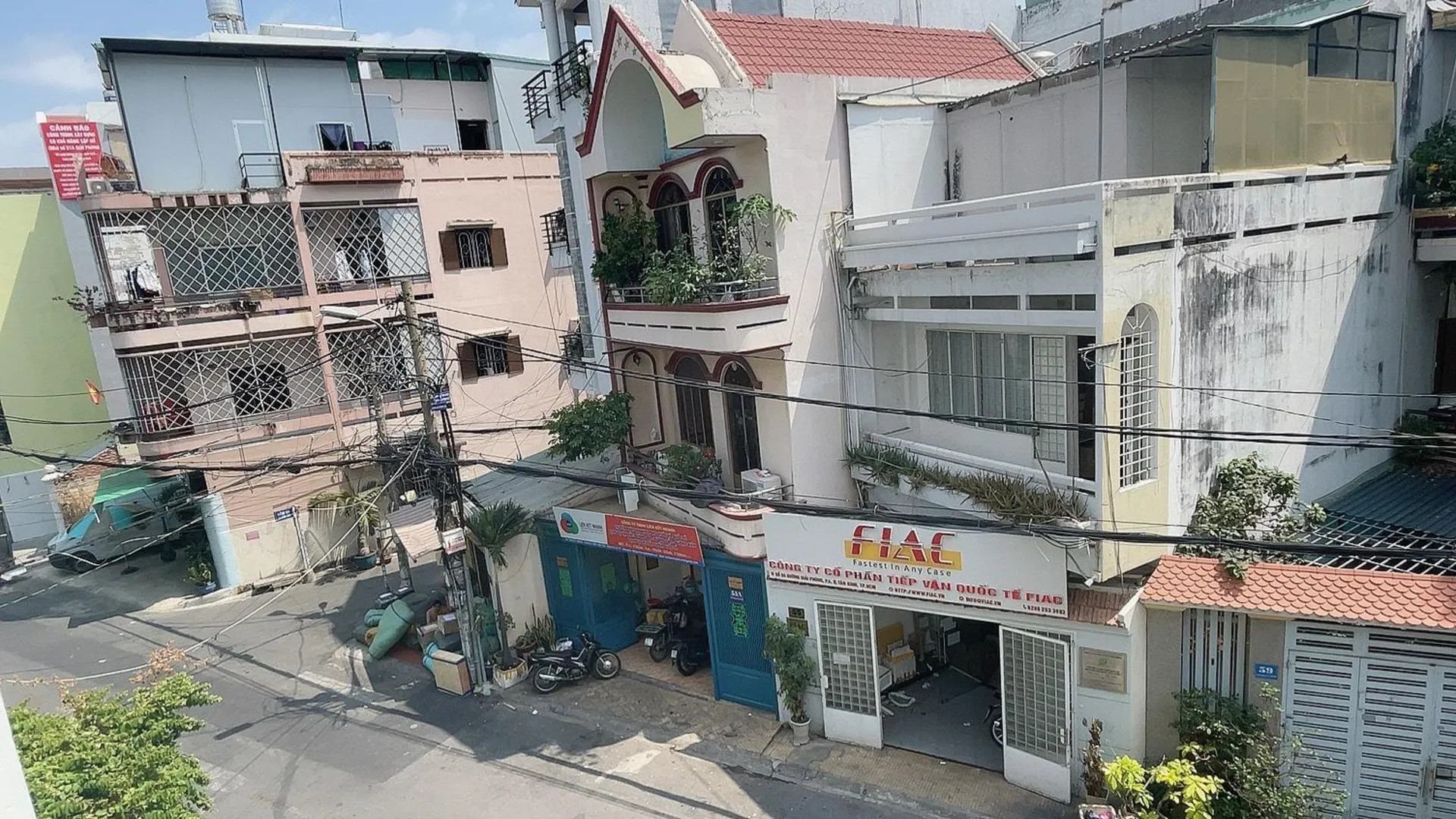 호치민 딘딘 2 에어포트 호텔 2성급 호텔 스위트룸