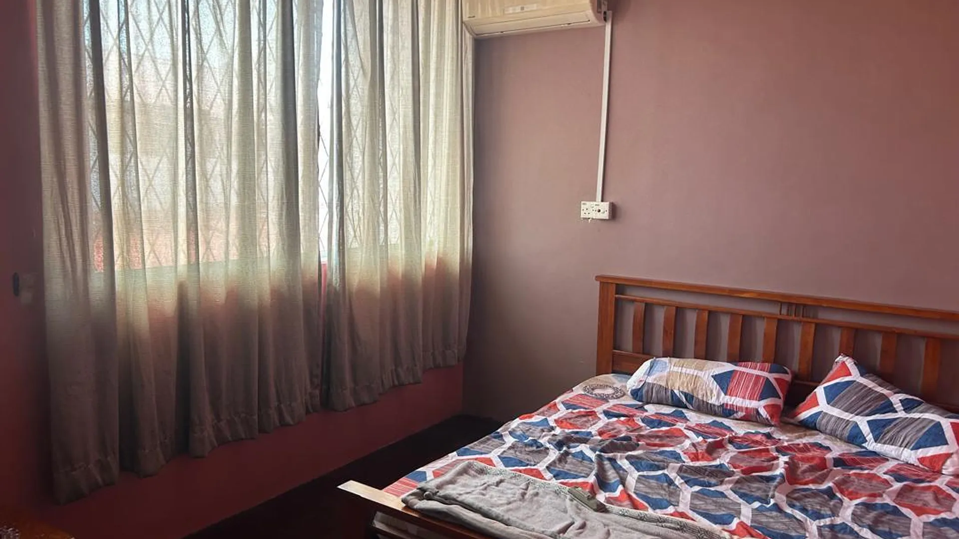 코타키나발루 푸타탄의 프라이빗 하우스 (m², 침실 4개, 프라이빗 욕실 3개) 2성급 싱글룸 스위트룸