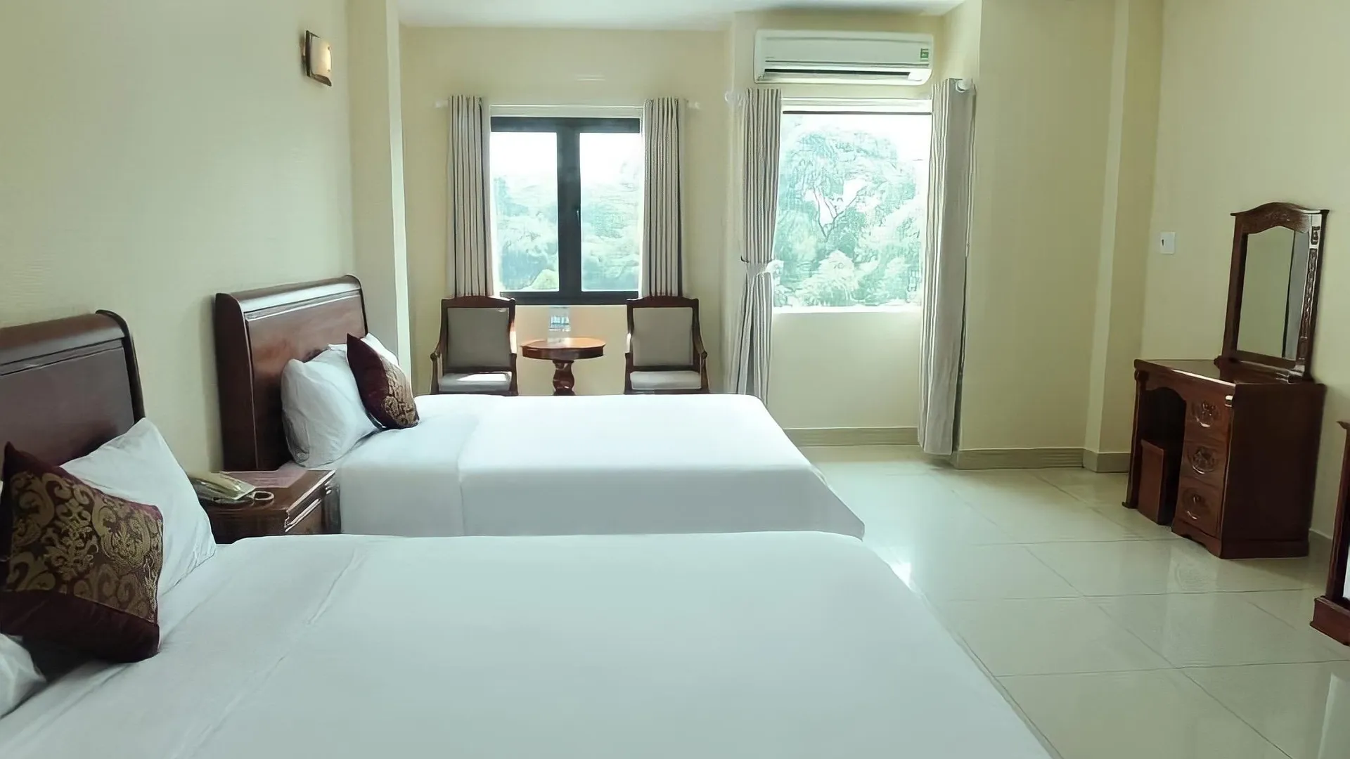 호치민 레드 선 사이공 호텔 2성급 호텔 스위트룸