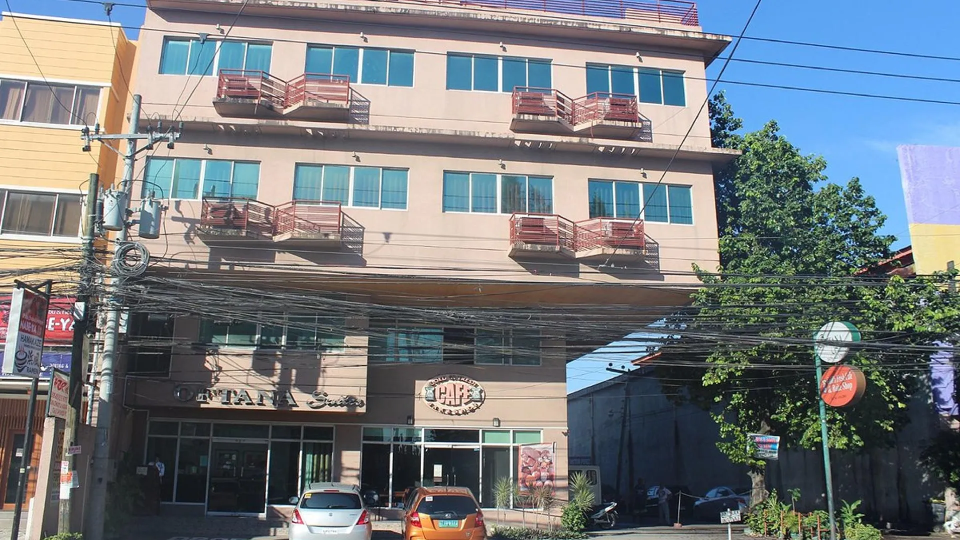 세부 오프타나 스위트 세부 오크리지 근처 3성급 호텔 전망