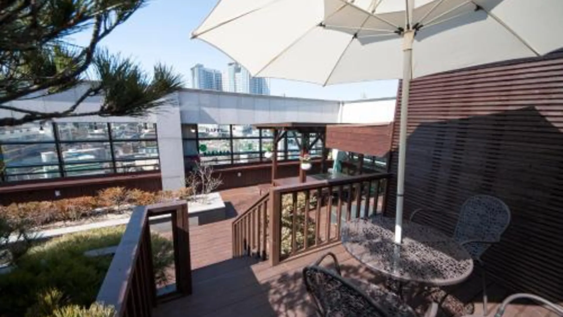 서울 K-그랜드 호스텔 동대문 2성급 호텔 외관