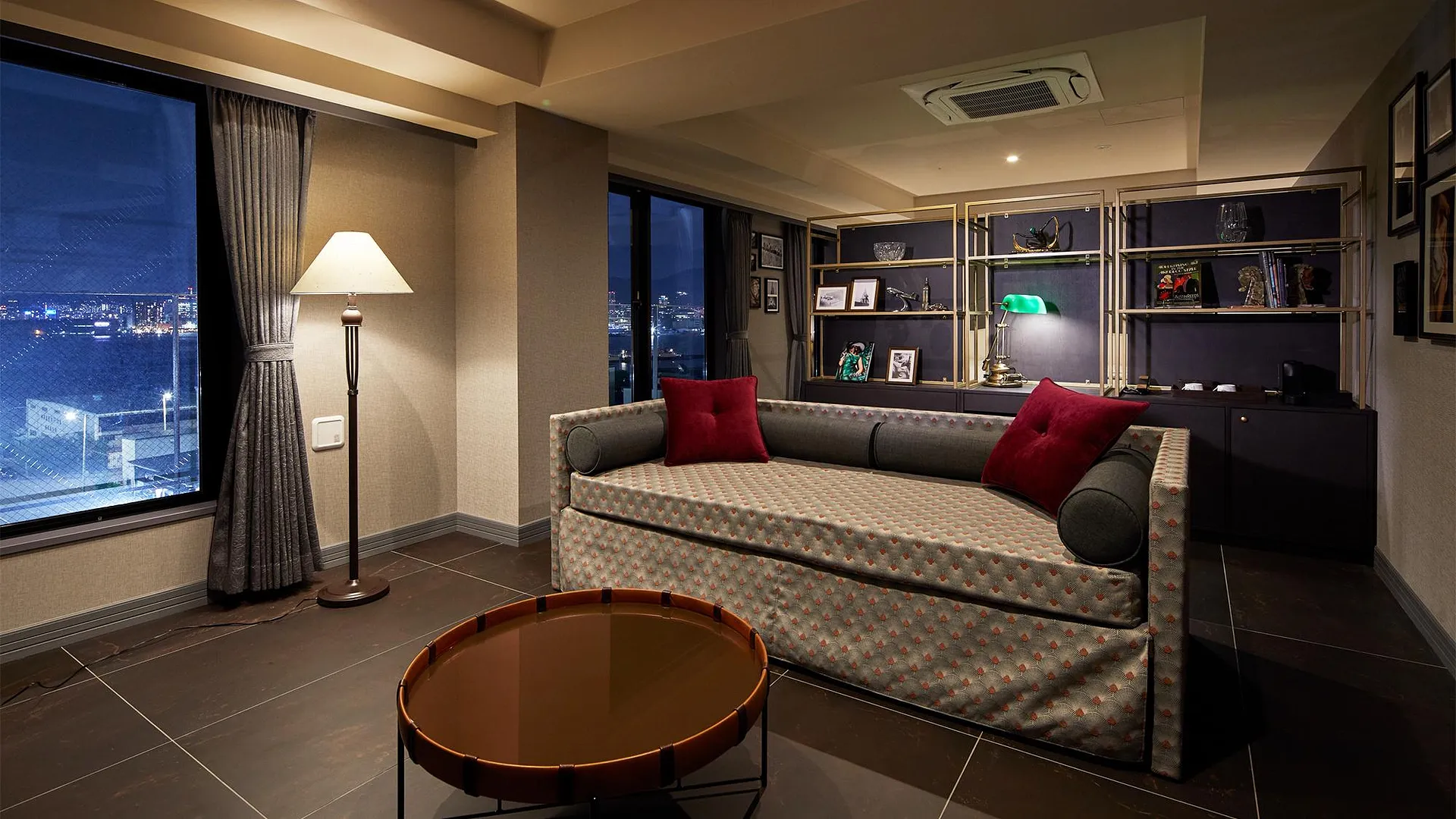 고베 Centurion Hotel Vintage Kobe 호텔 스위트룸