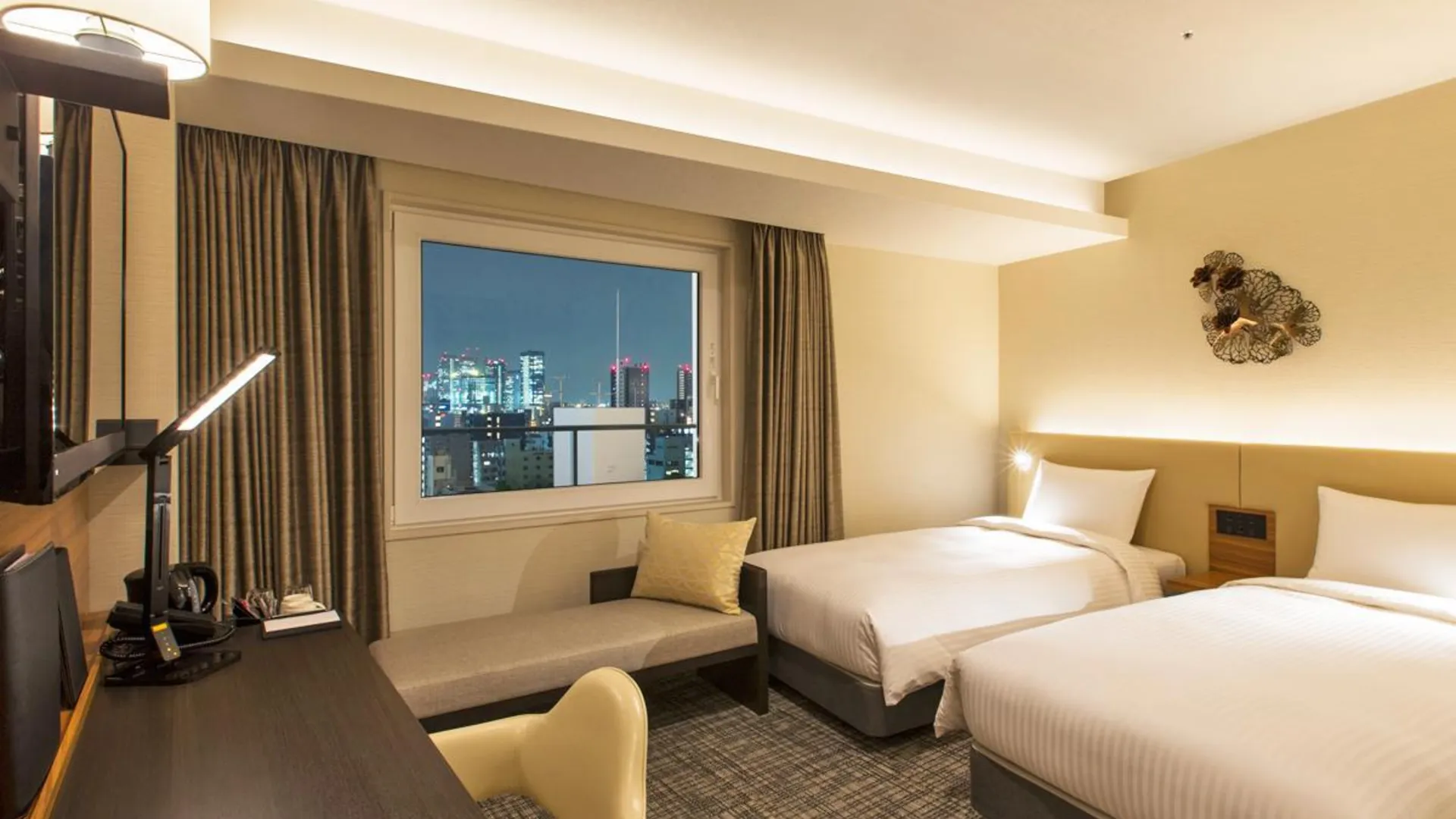 오사카 프리미어 호텔 캐빈 프레지던트 오사카 4성급 호텔 전망