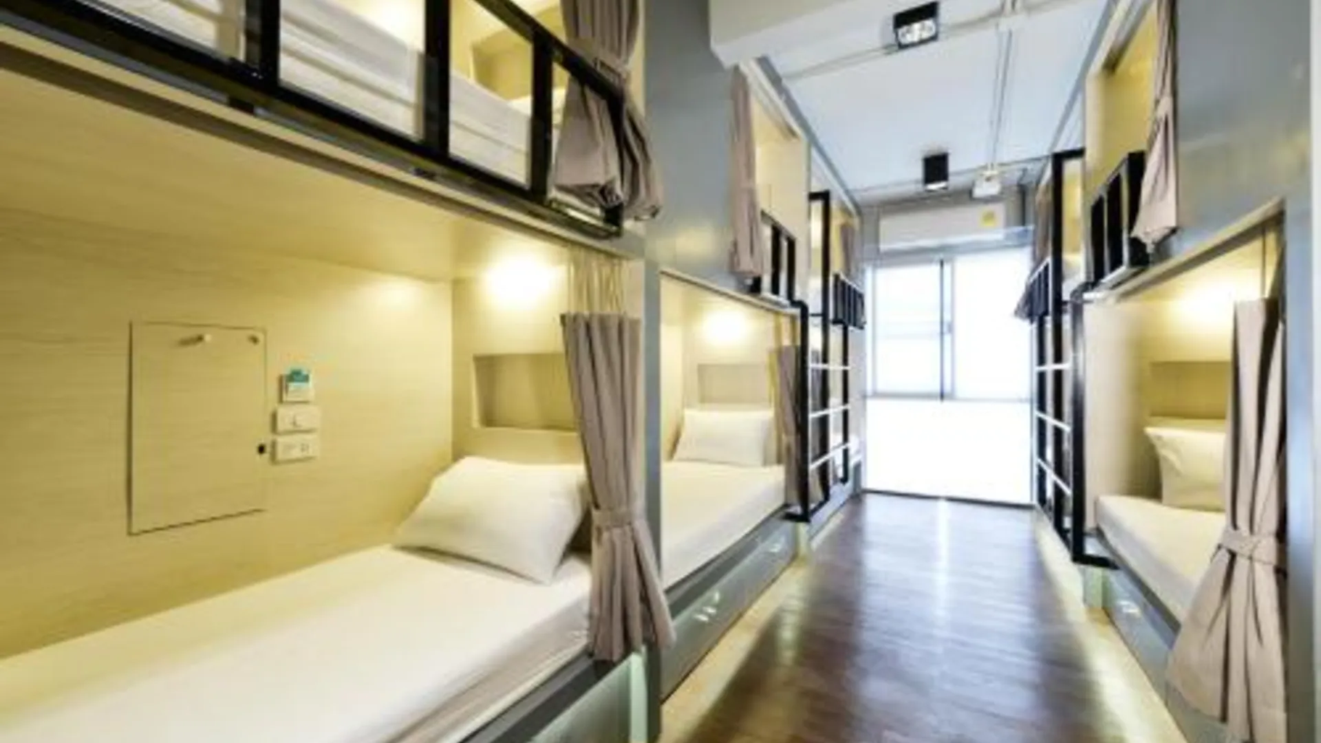 방콕 더 큐브 호스텔 실롬 2성급 호텔 스위트룸