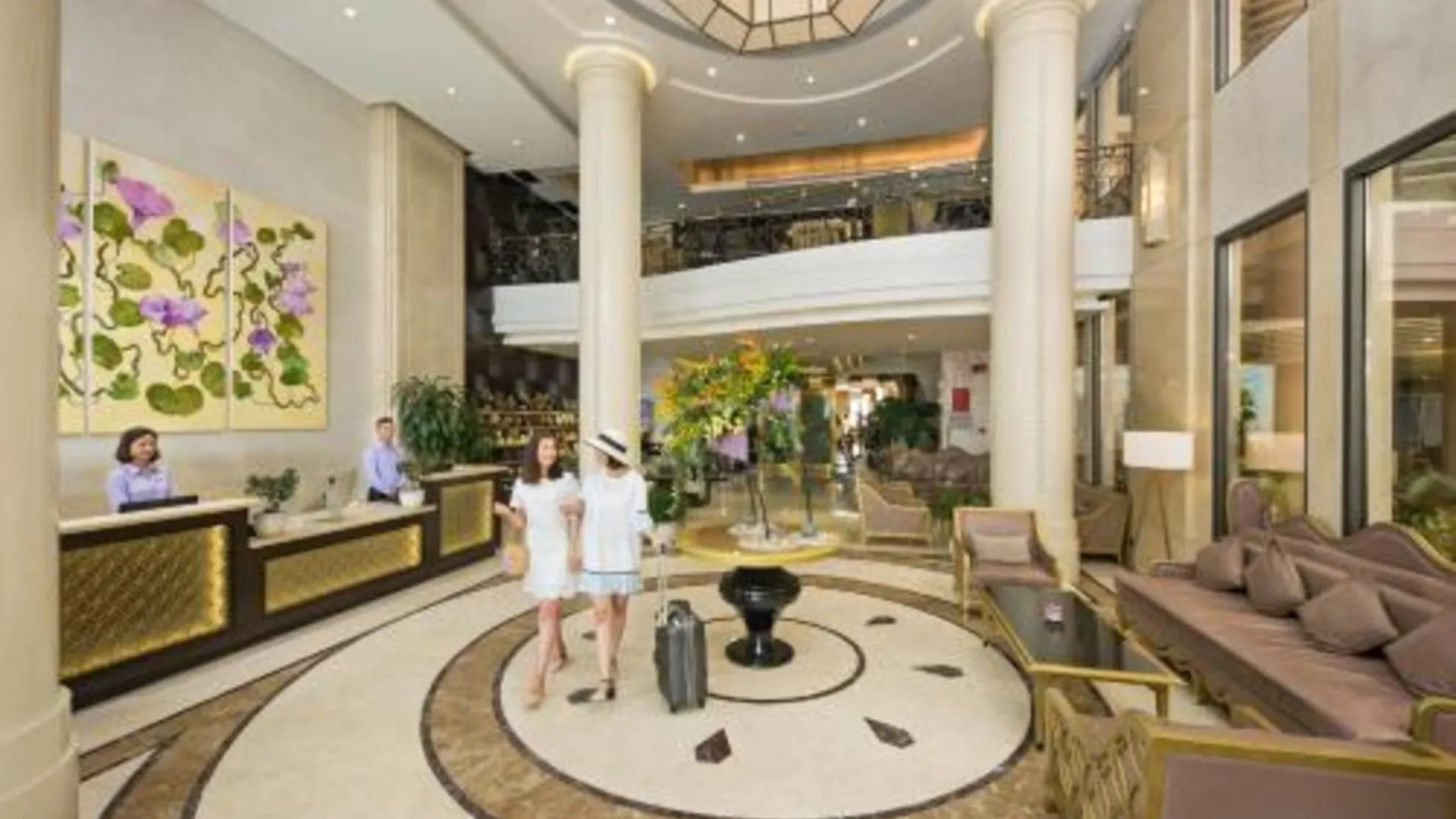 다낭 홀리데이 비치 호텔 다낭 5성급 호텔 외관