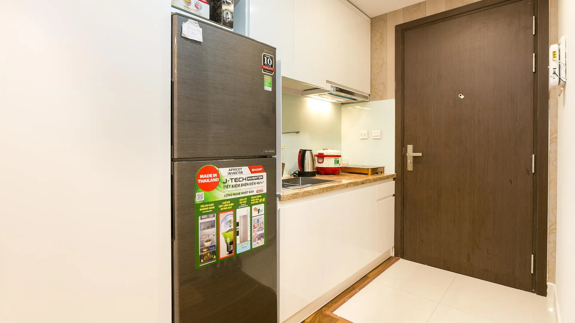 호치민 4군의 아파트먼트 (30m², 침실 1개, 프라이빗 욕실 1개) 4성급 싱글룸 레스토랑