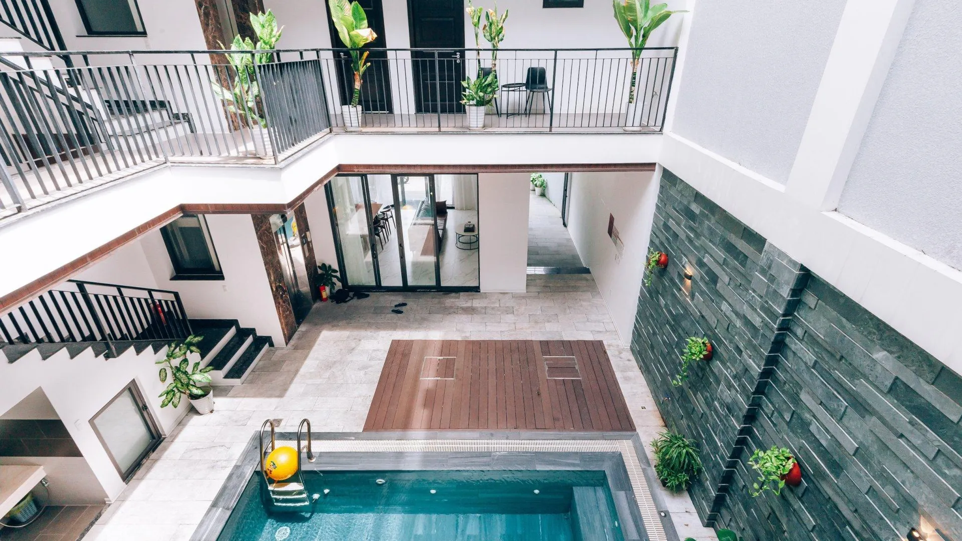 다낭 프억 미의 빌라 (1000m², 침실 9개, 프라이빗 욕실 9개) 4성급 싱글룸 객실