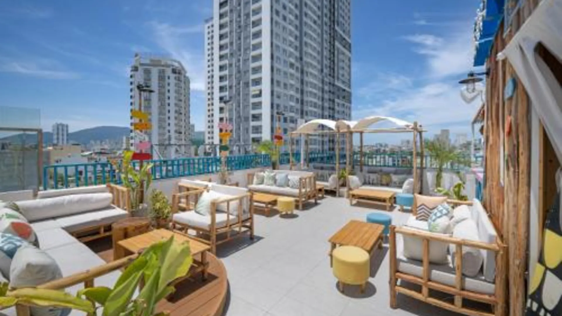 다낭 산토리 호텔 앤 스파 3성급 호텔 외관