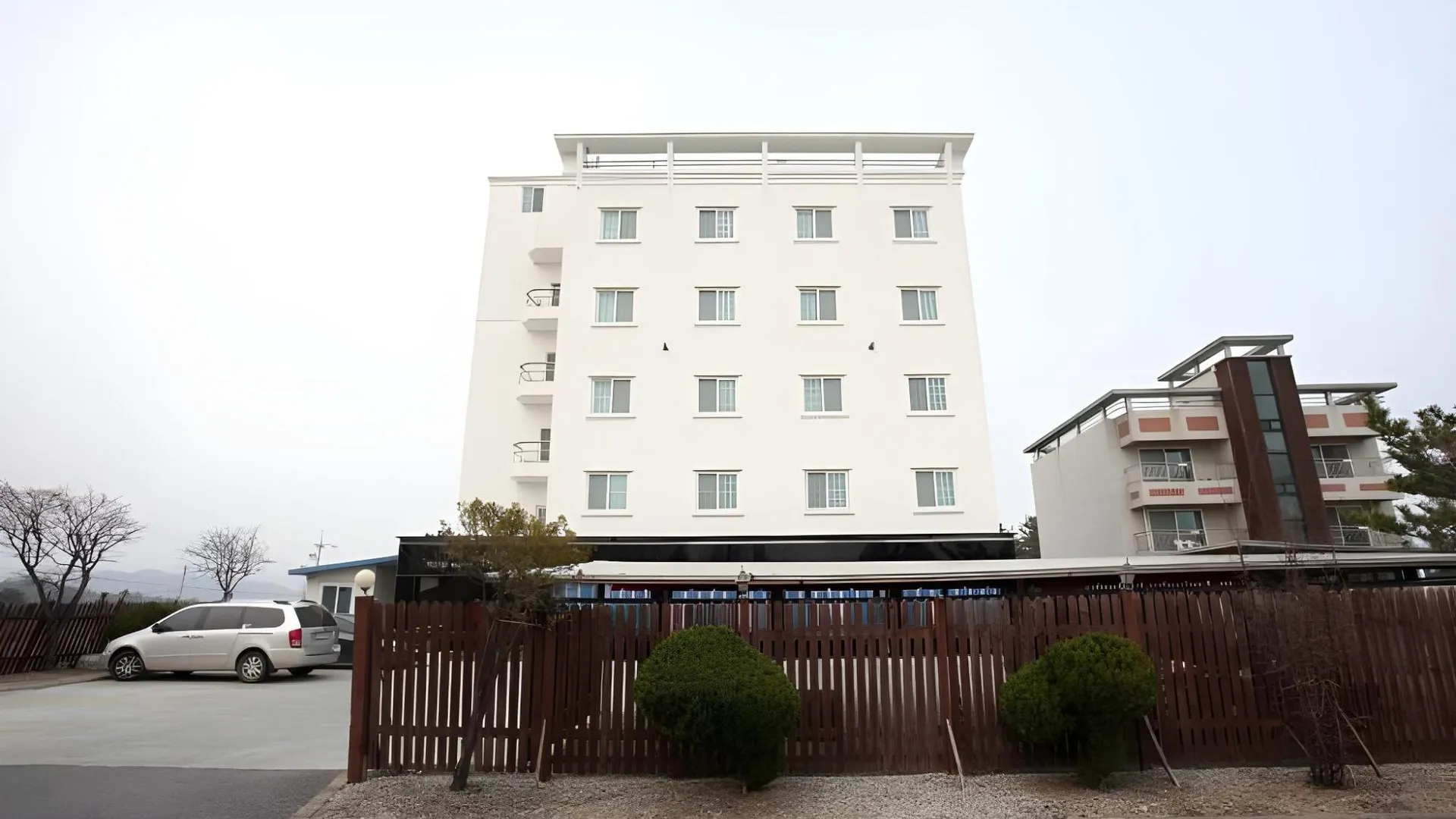 강릉 엔담 모텔 2성급 호텔 스위트룸