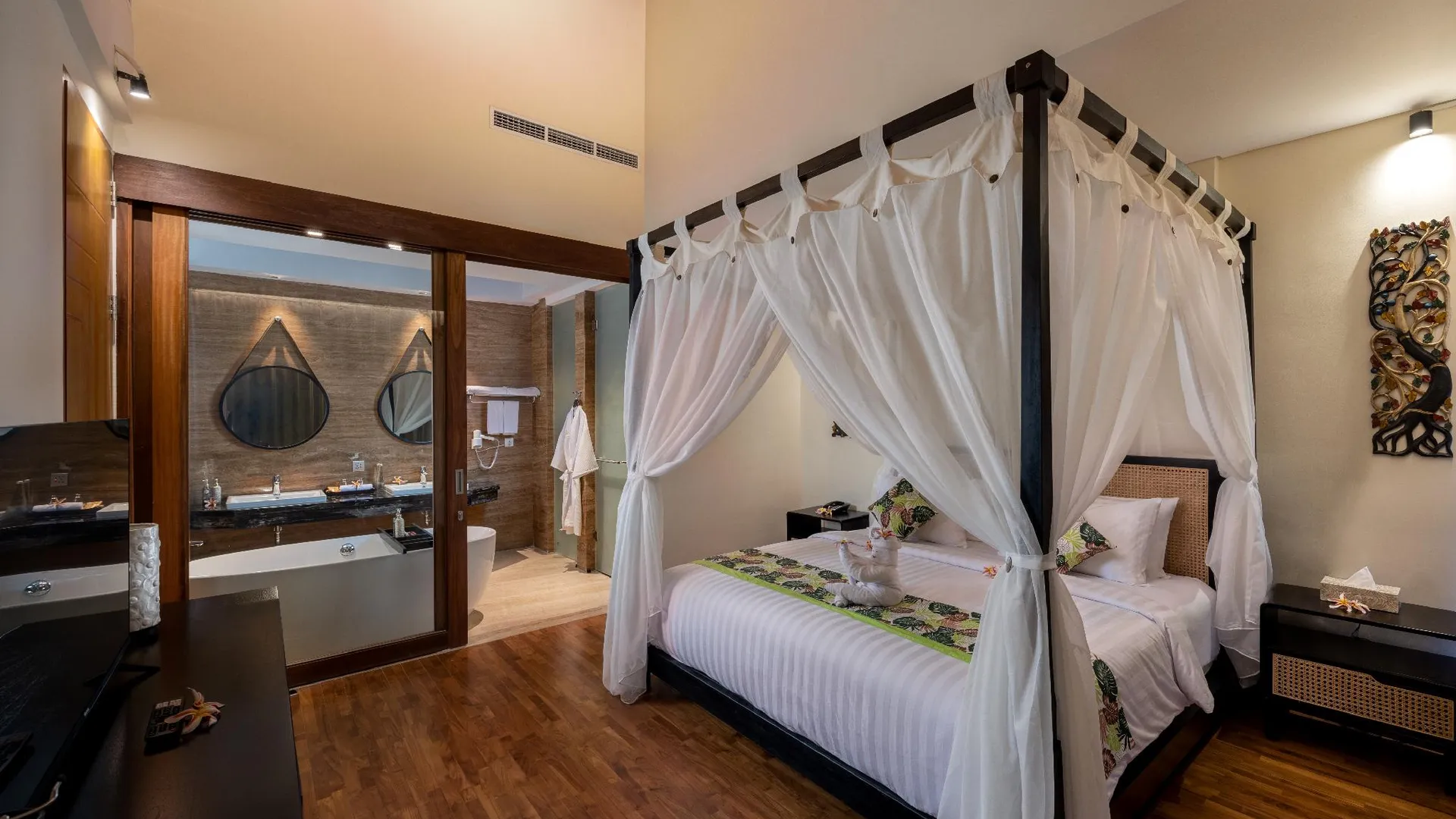 발리 모코 스위트 바투벨리그 4성급 호텔 스위트룸