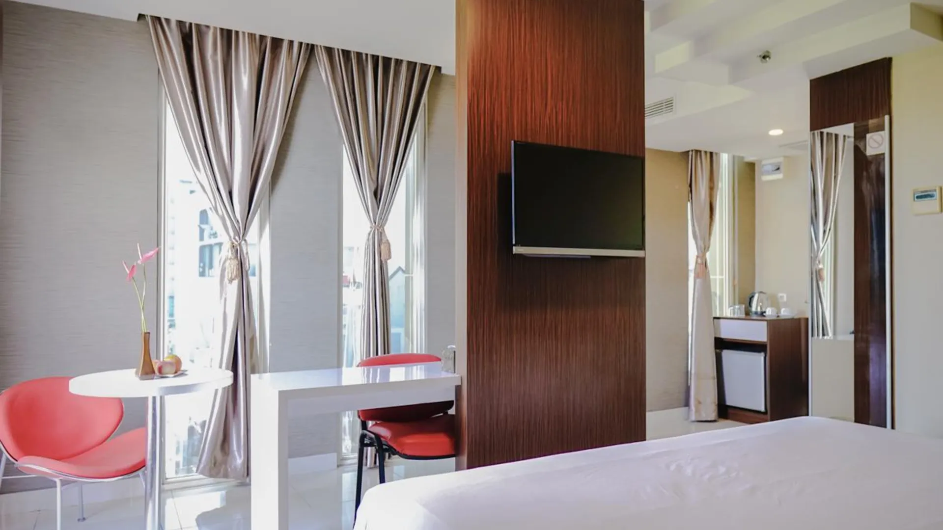 마카사르 엠프레스 호텔 마카사르 시티 센터 바이 LIFE 3성급 호텔 전망