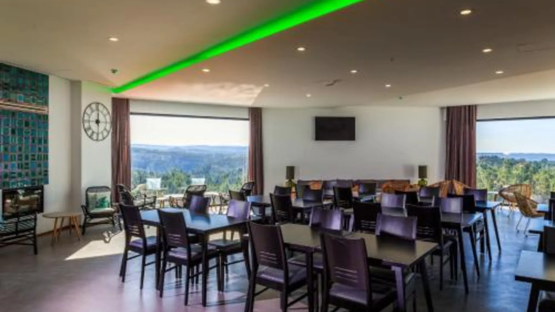 사오 테오토니오 에니그마 네이처 앤 워터 호텔 4성급 호텔 수영장