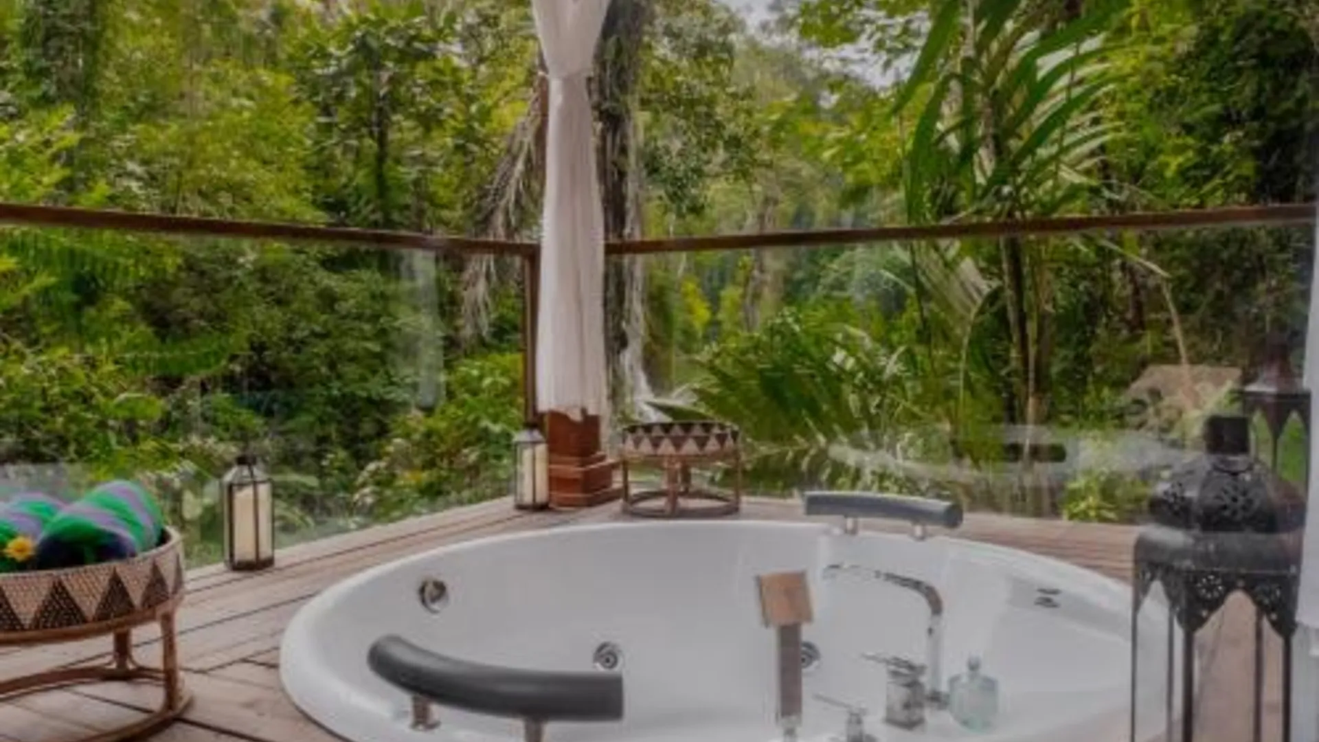 발리 더 세발리 리조트 5성급 호텔 객실