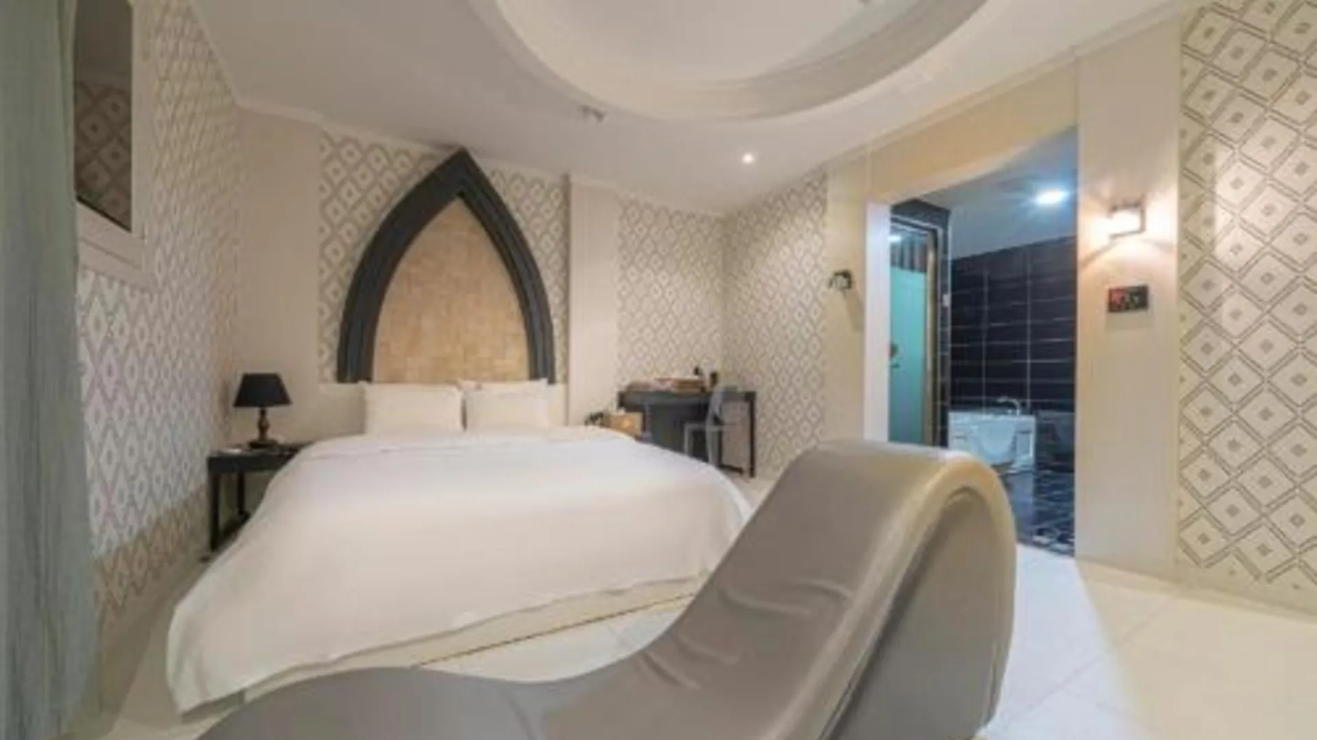 인천 부평 샴푸호텔 호텔 스위트룸