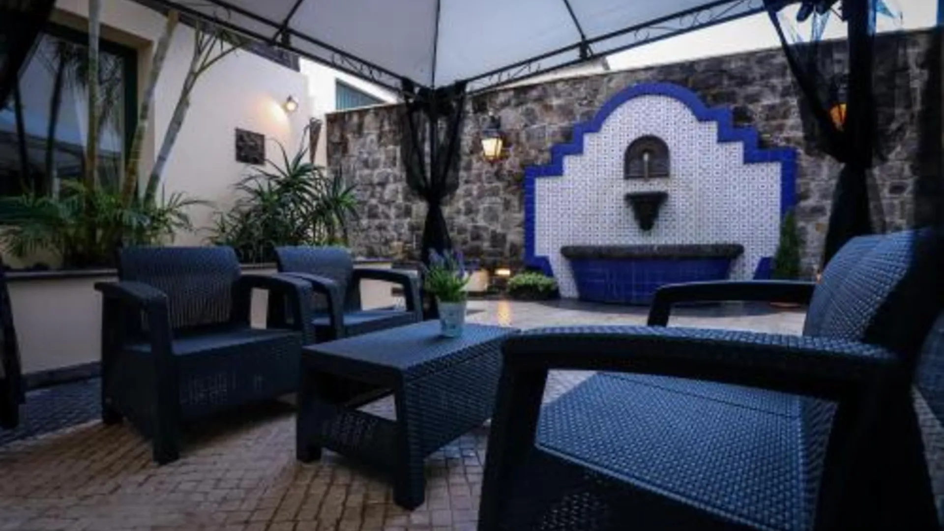 폰타 델가다 Hotel Camoes 4성급 호텔 외관