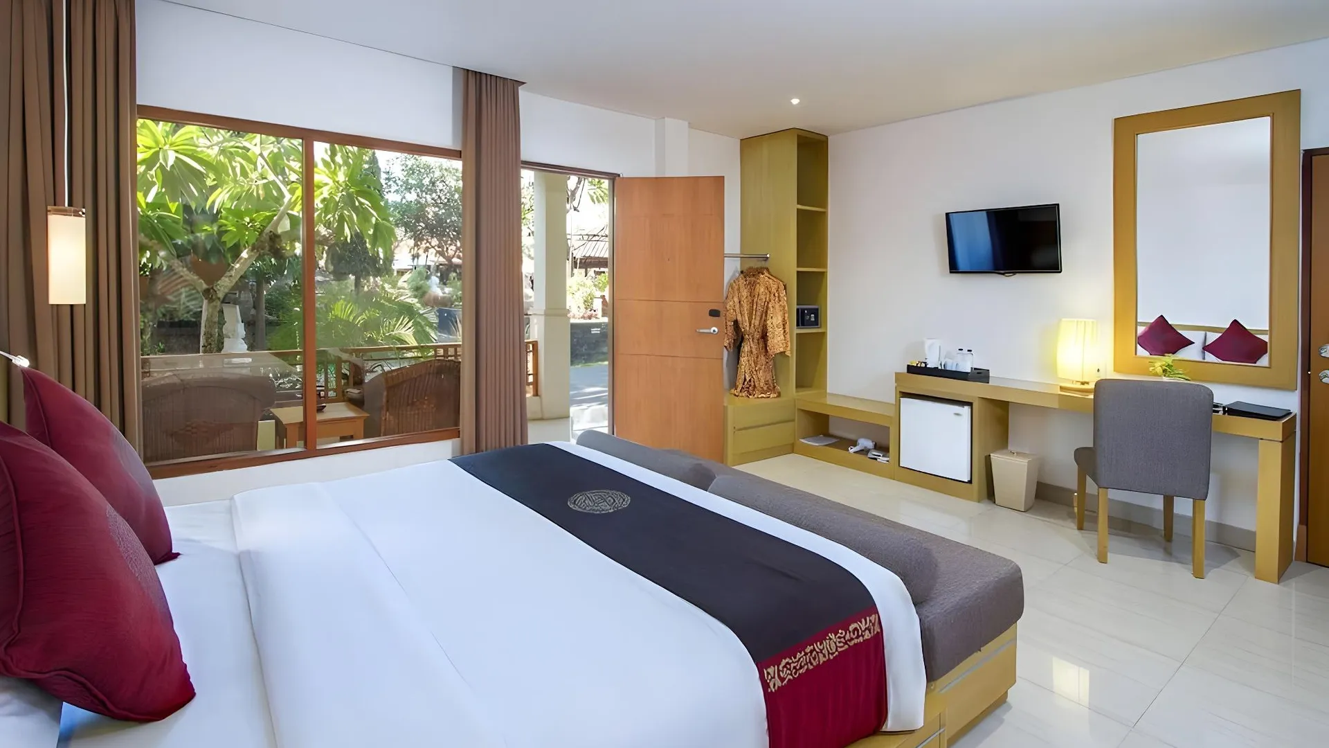 발리 쿠타 비치 클럽 호텔 4성급 호텔 스위트룸