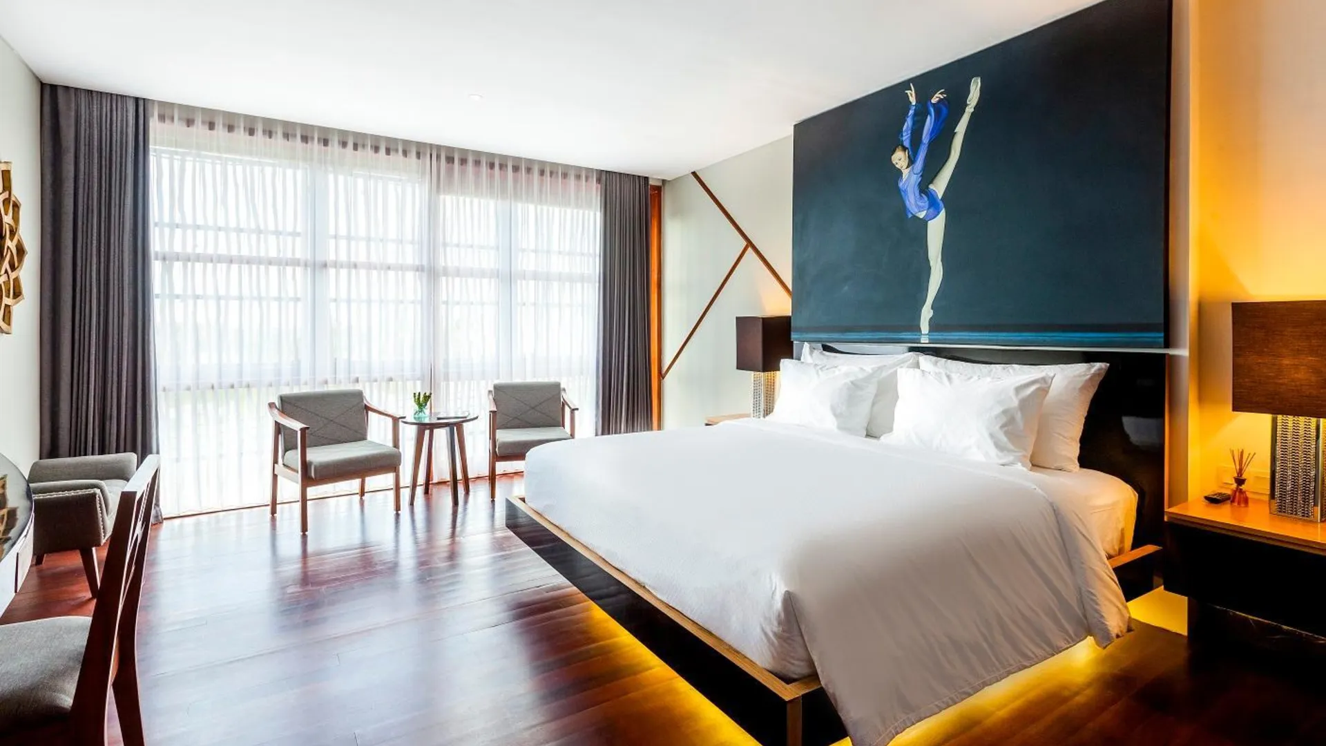 발리 이마니 스위트 4성급 호텔 스위트룸