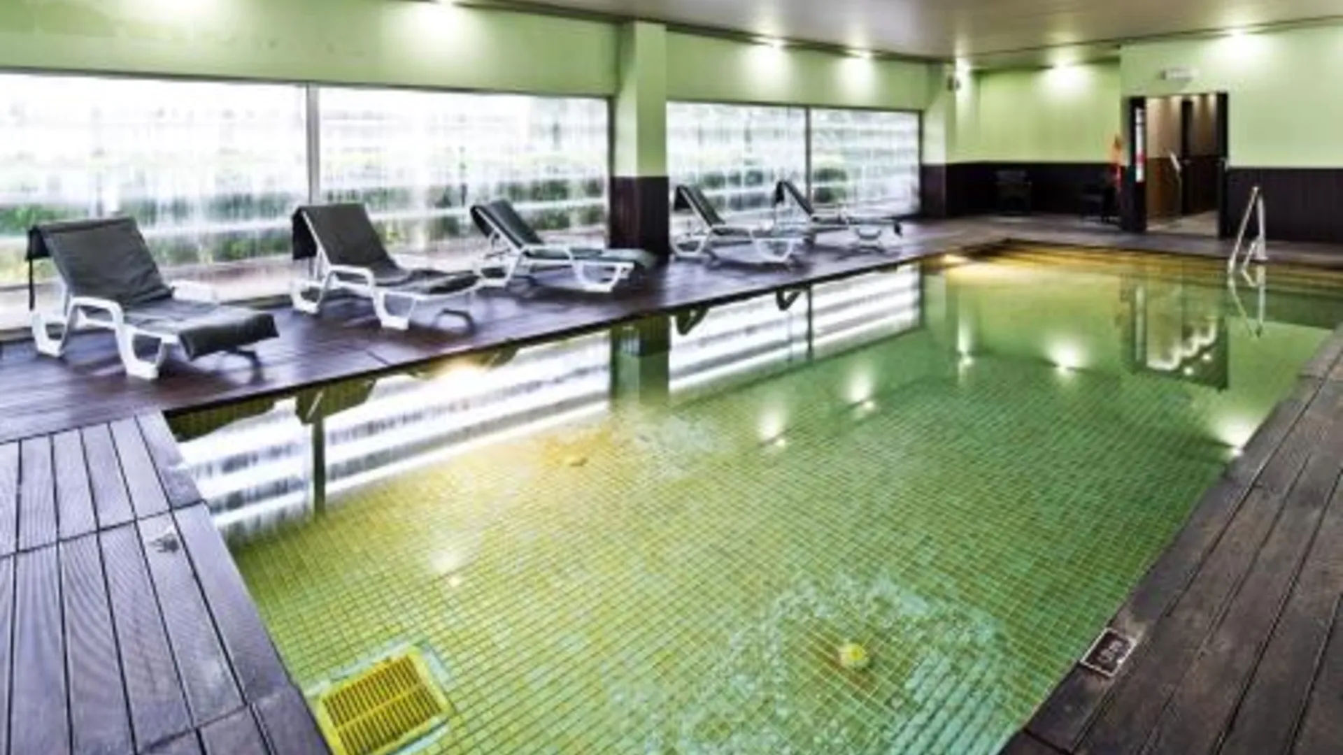 상 주아 다 마데이라 골든 튤립 상 주아 다 마데이라 호텔 4성급 호텔 객실