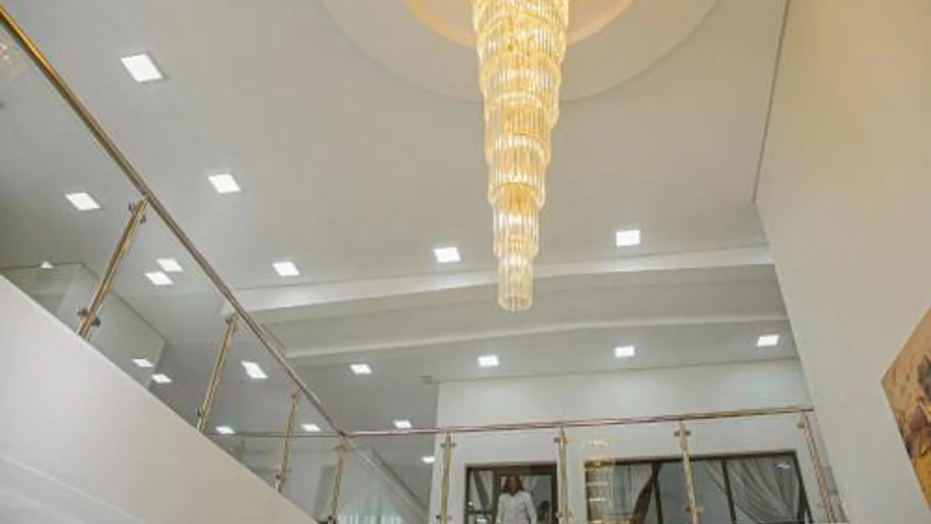 온당와 Emirates Hotel 4성급 호텔 수영장