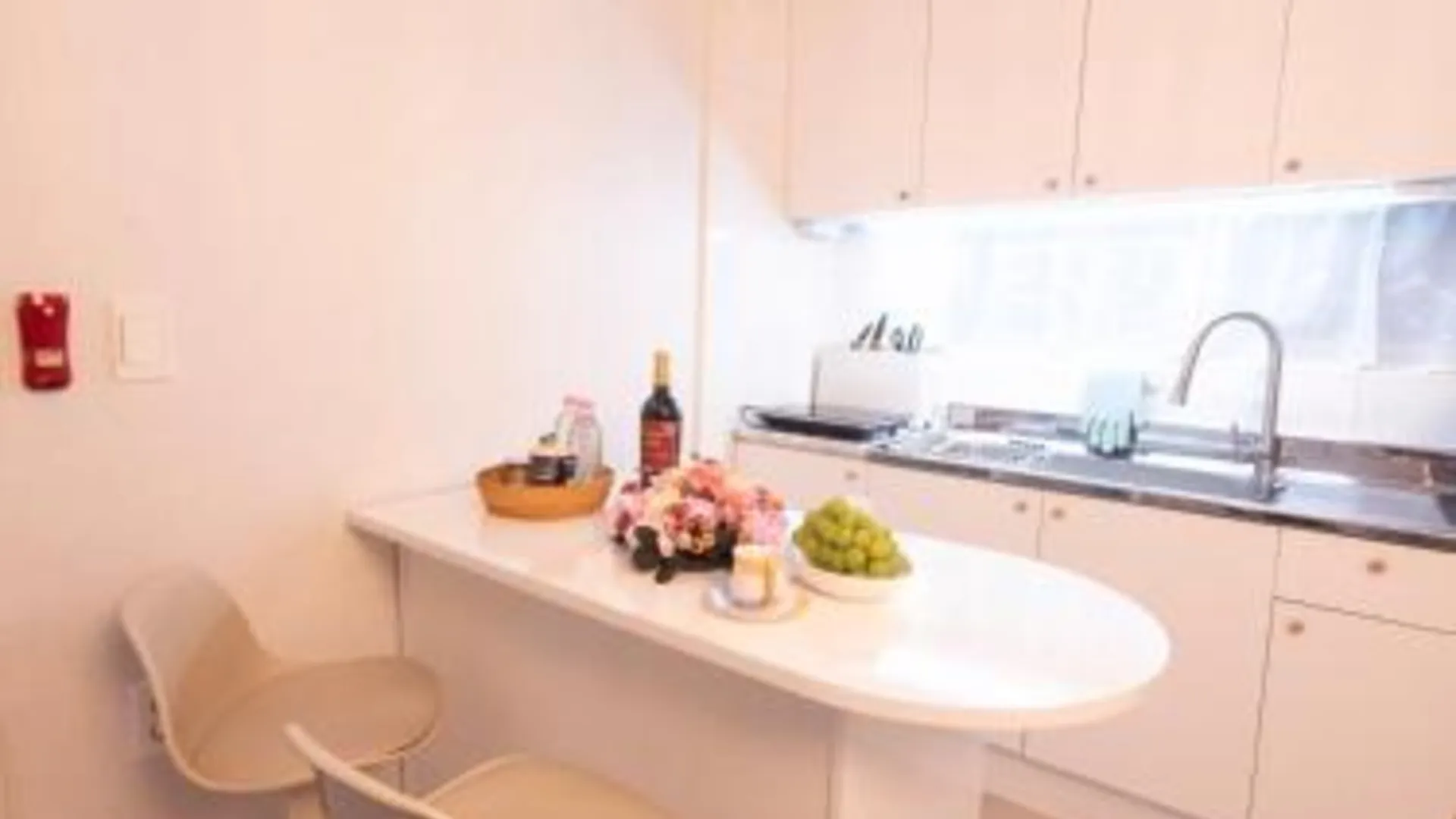 서울 화곡SongStay 무료짐보관 화곡역 도보5분 더현대서울 여의도 4성급 싱글룸 로비