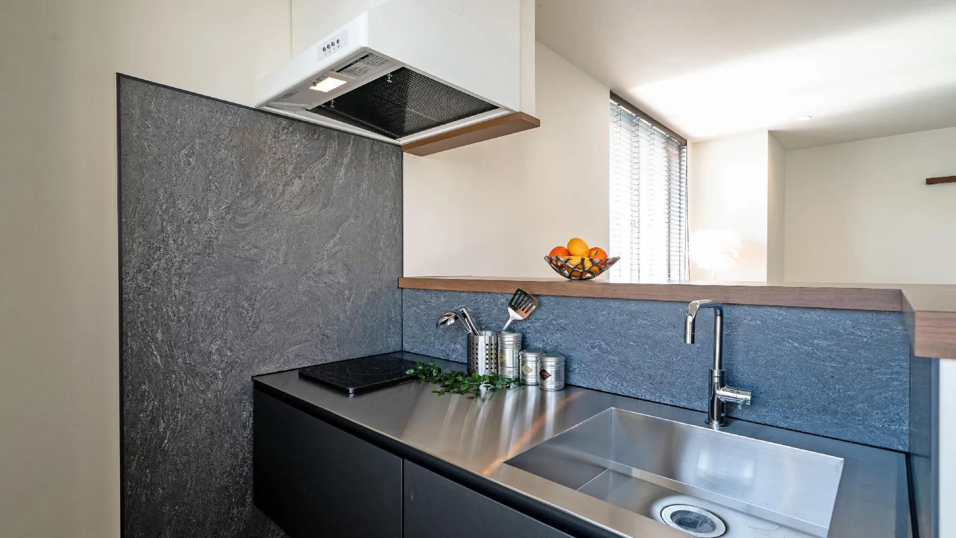 오사카 스테이앤고 신사이바시 키타 3성급 게스트하우스 외관