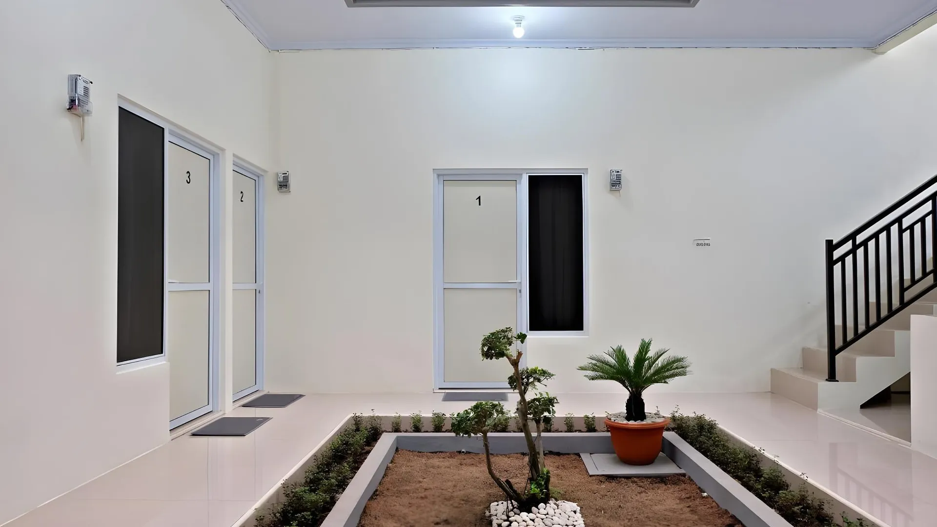 마카사르 레드도어즈 샤리아 앳 다네스티 홈스테이 반다라 술탄 하사누딘 근처 2성급 호텔 로비