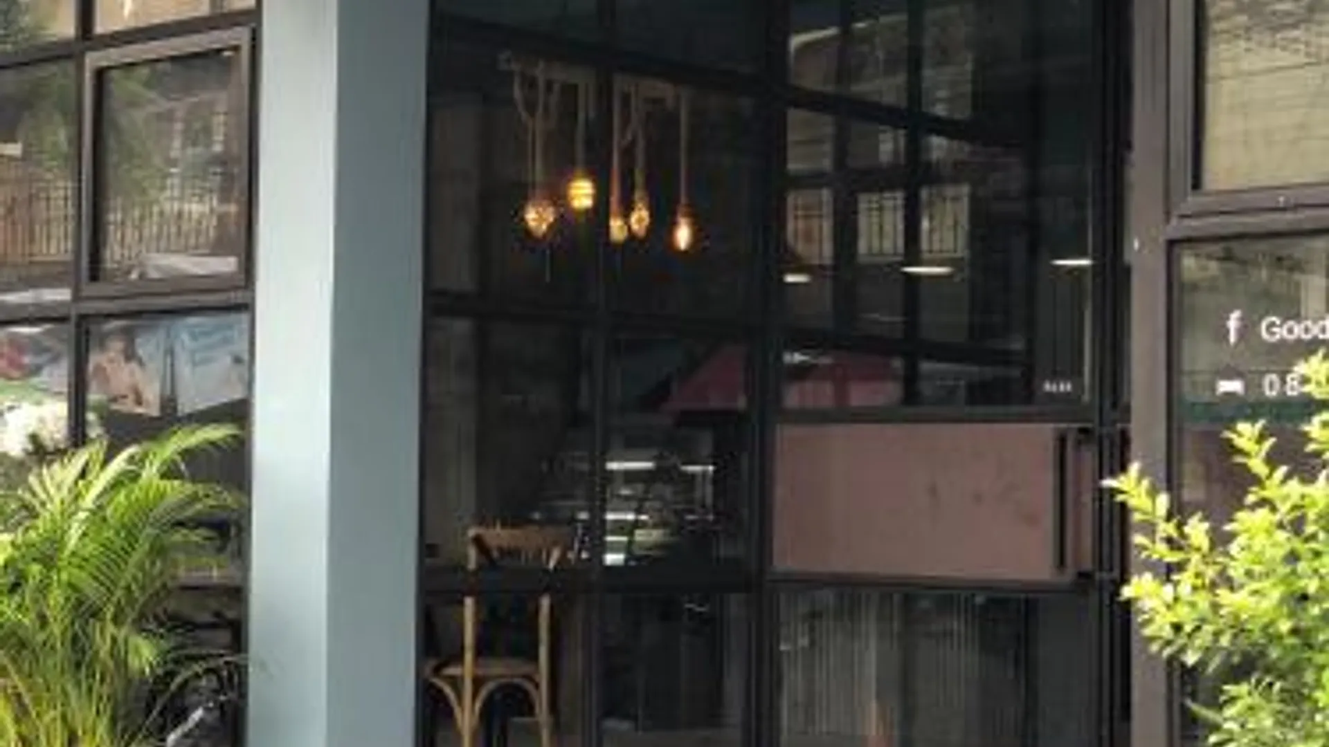 핫야이 Goodnight Poshtel + Free Netflix 3성급 호텔 수영장