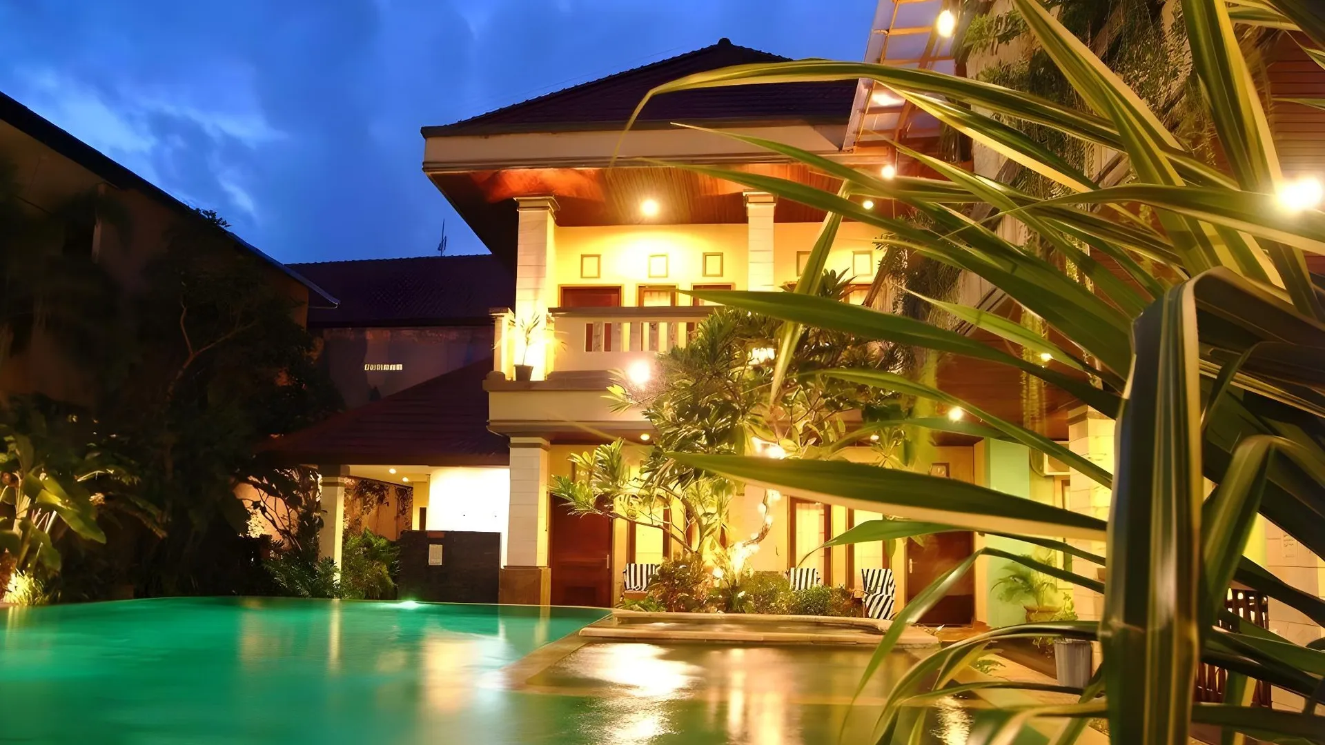 발리 슈퍼 OYO 타운하우스 오크 맥시 호텔 레기안 2성급 호텔 객실