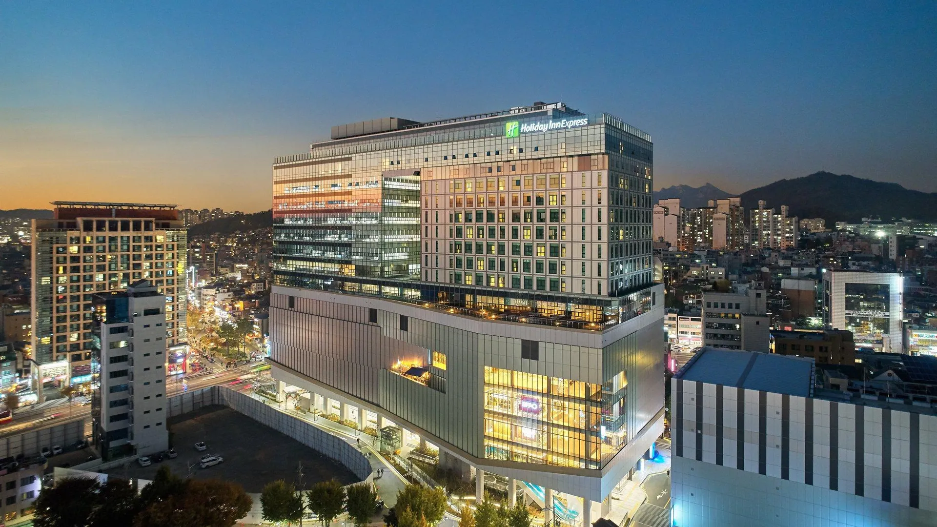 서울 홀리데이 인 익스프레스 서울 홍대 바이 IHG 3성급 호텔 객실