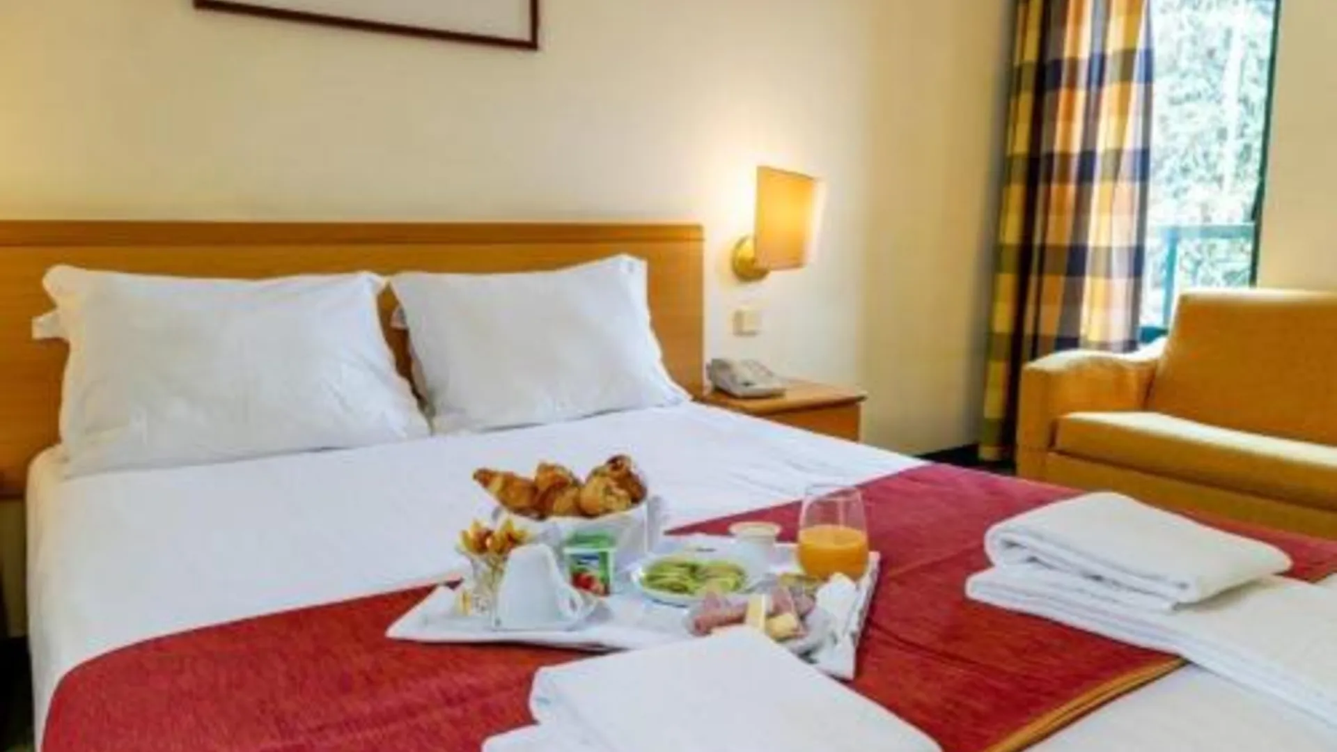 파페 컴포트 인 파페-기마라에즈 2성급 호텔 스위트룸