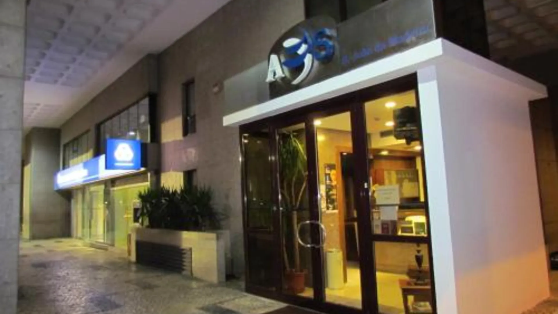 상 주아 다 마데이라 호텔 A.S. 상 주앙 다 마데이라 2성급 호텔 외관