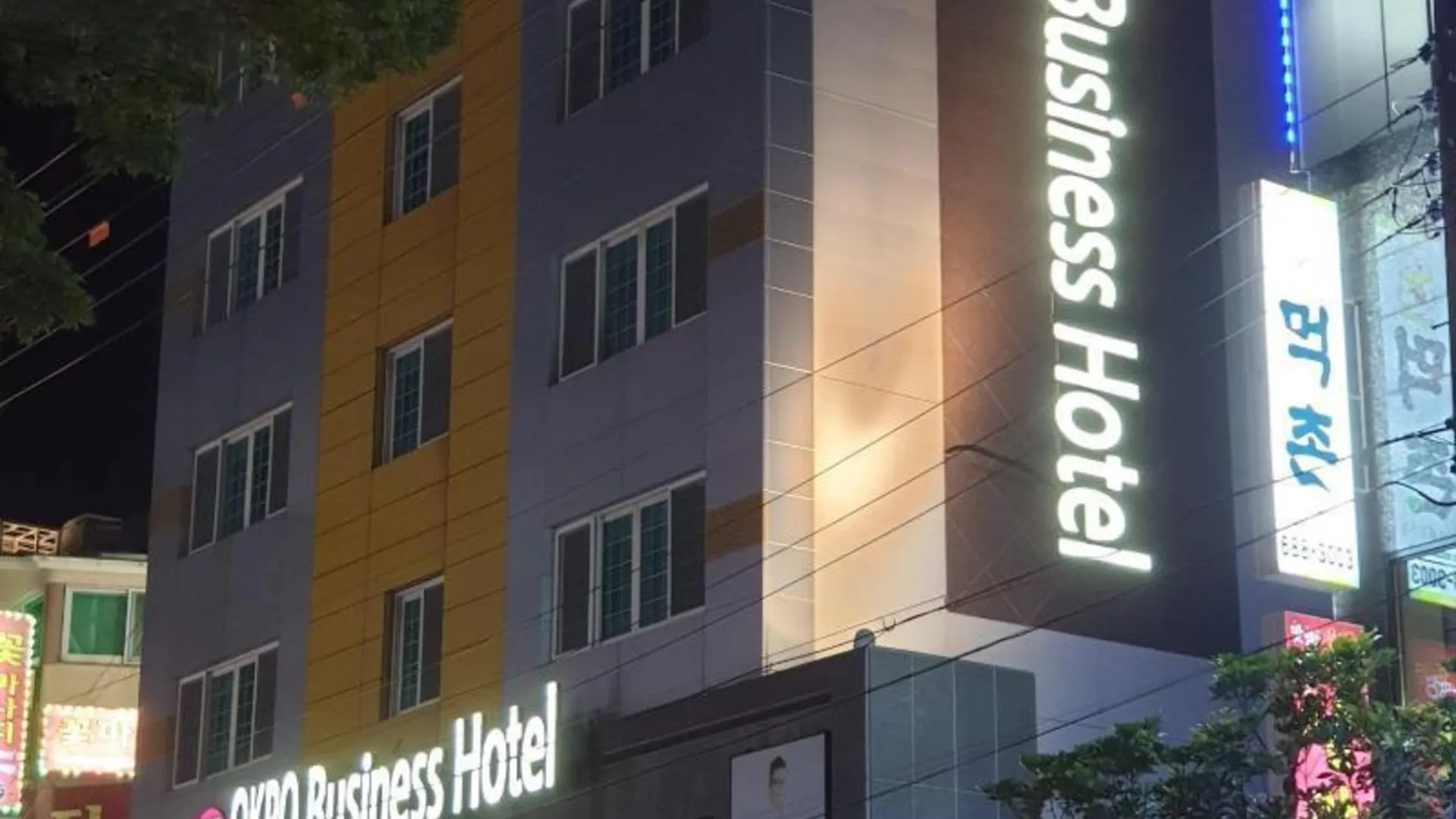 거제 옥포 비즈니스 호텔  3성급 호텔 수영장