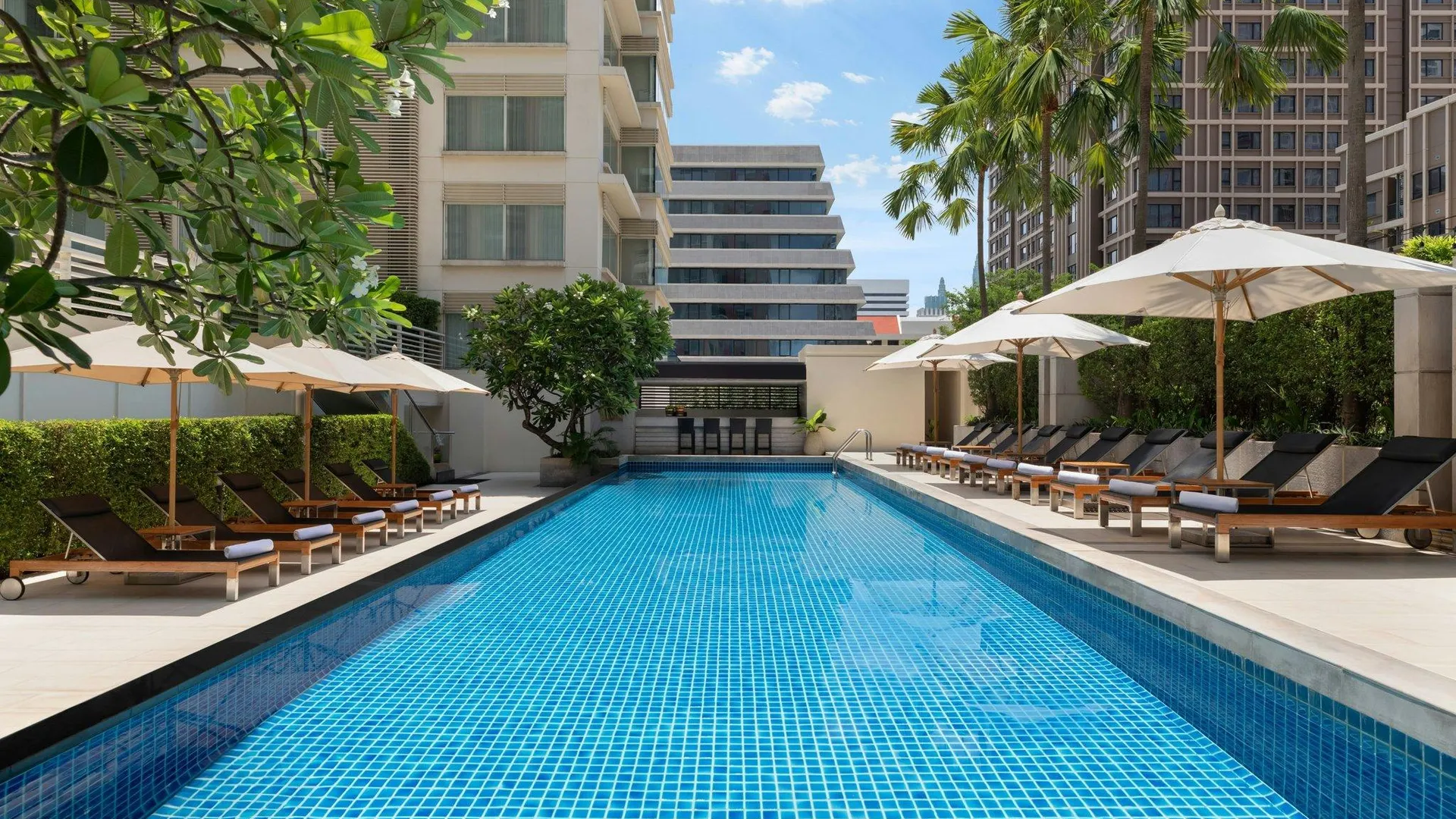 방콕 코트야드 바이 메리어트 방콕 4성급 호텔 외관