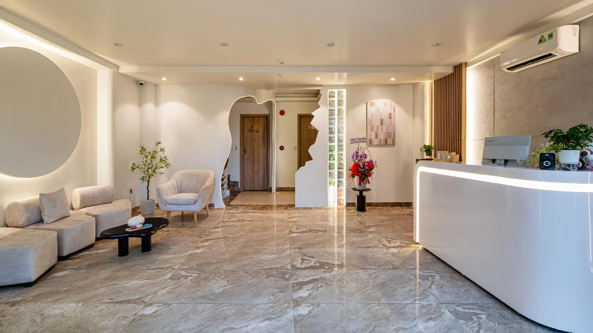 호치민 더 로얄 힐링 - 푸미흥 2성급 호텔 로비